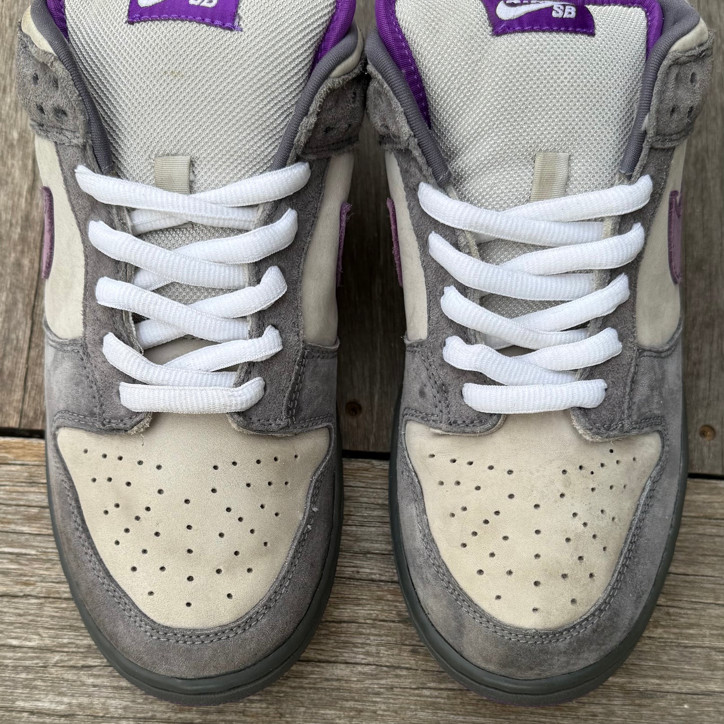 Nike SB Dunk Low Purple Pigeon Size 11