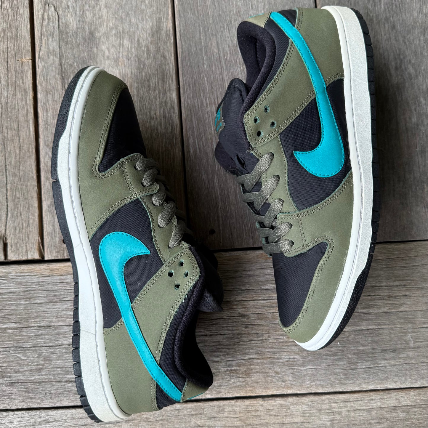 Nike SB Dunk Low Medium Olive Turbo Size 10