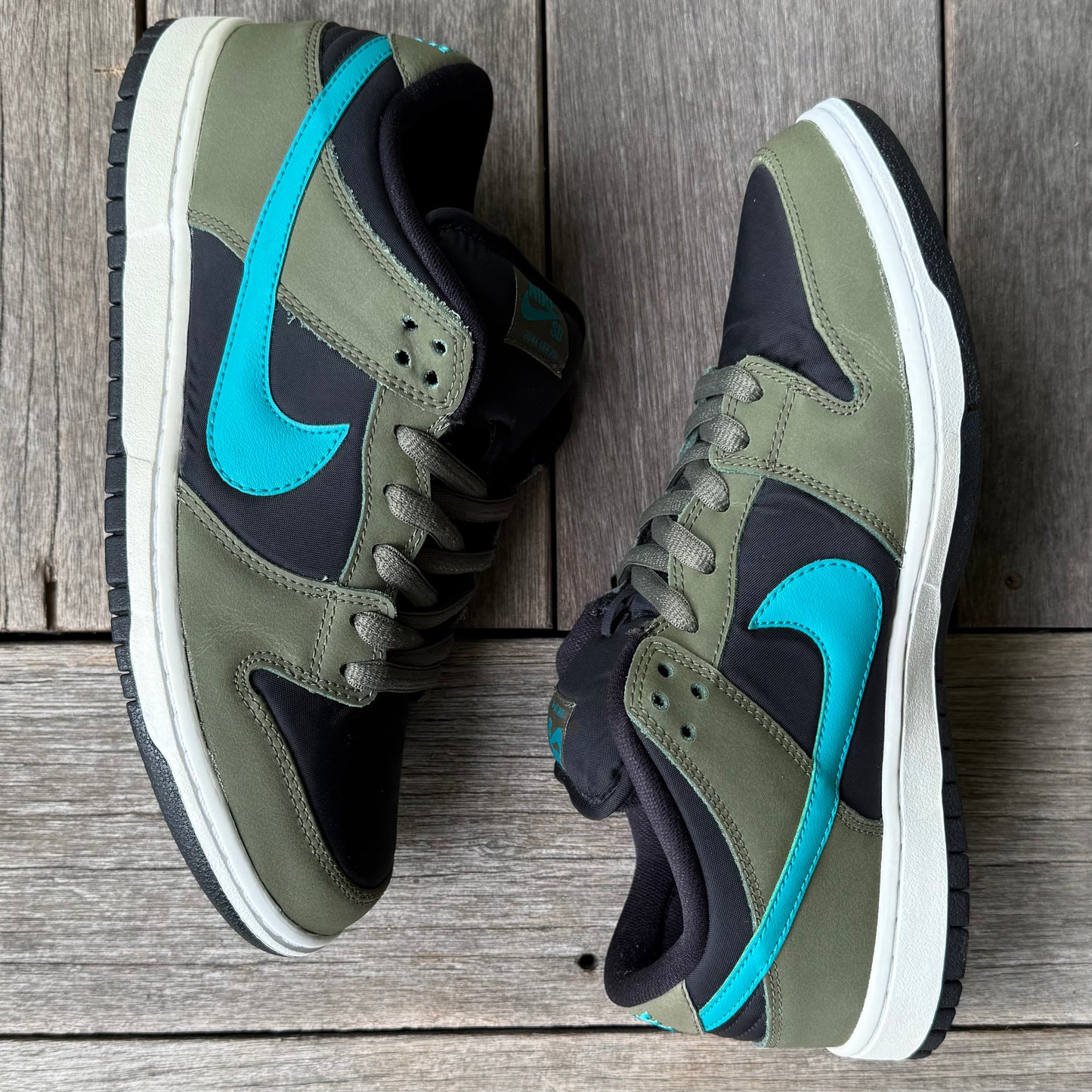 Nike SB Dunk Low Medium Olive Turbo Size 10