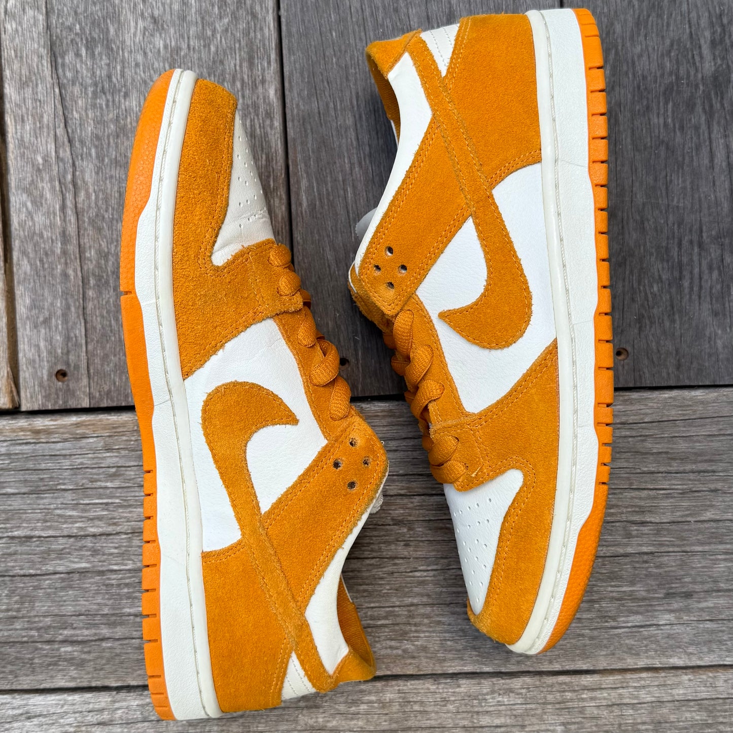 Nike SB Dunk Low Circuit Orange Size 9