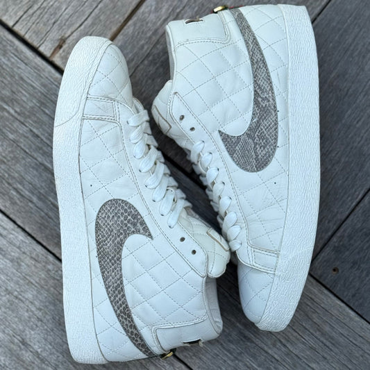 Nike SB Blazer White Supreme Size 10