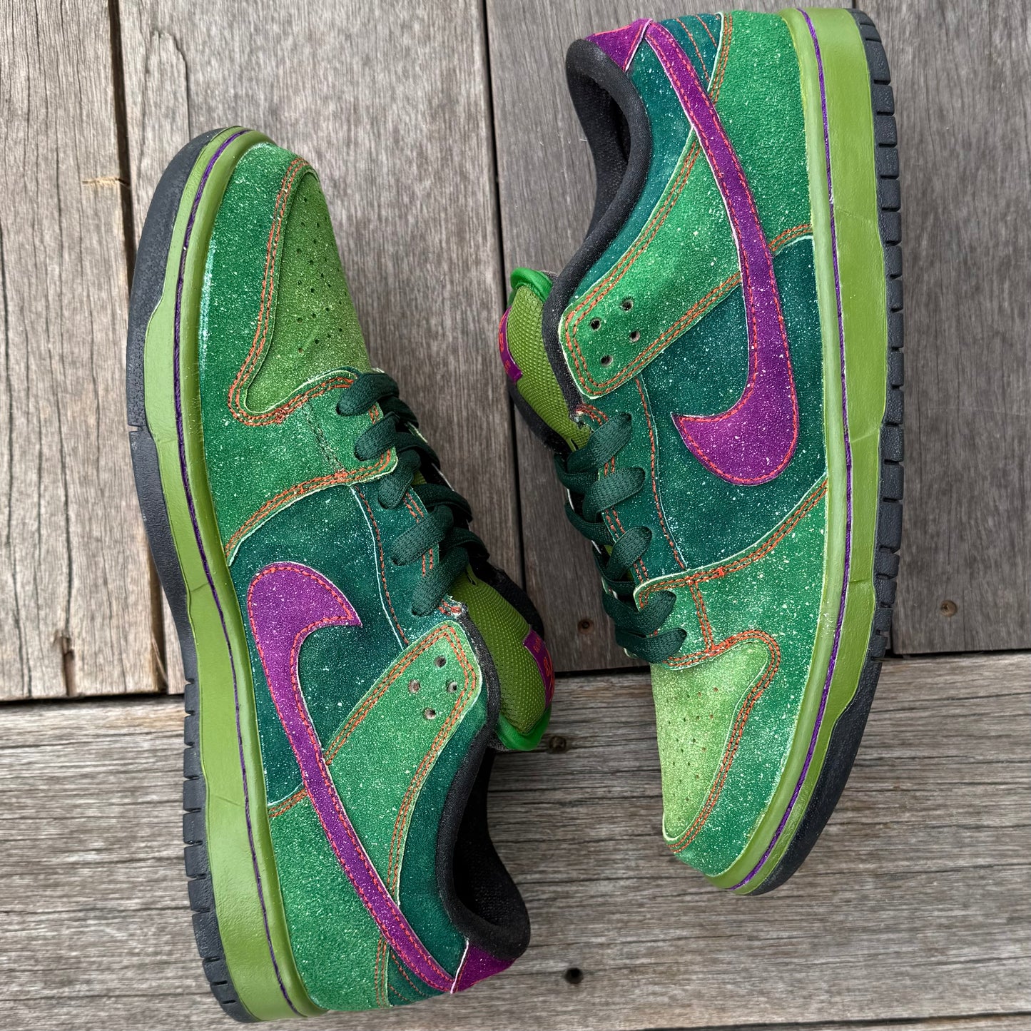 Nike SB Dunk Low Skunk (Custom) Size 10.5