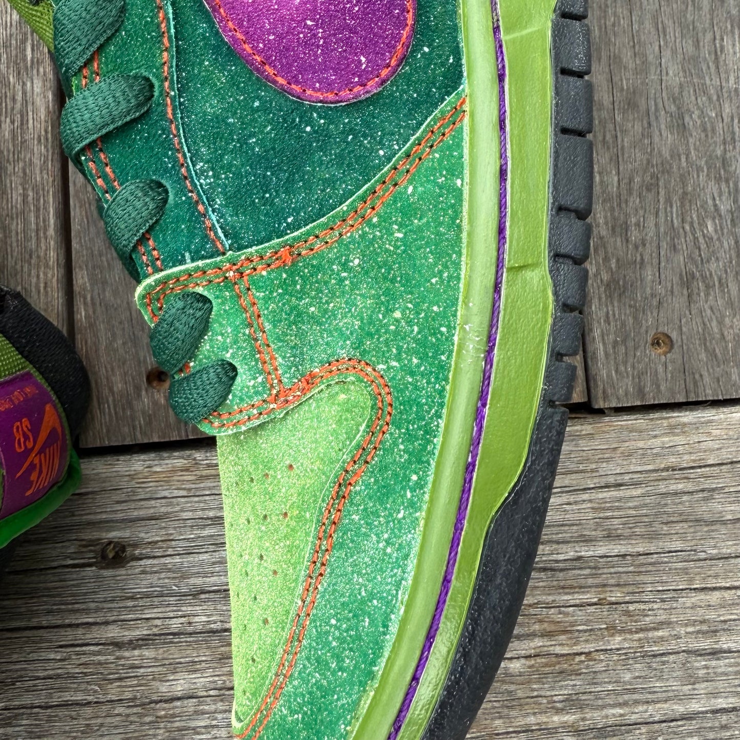 Nike SB Dunk Low Skunk (Custom) Size 10.5