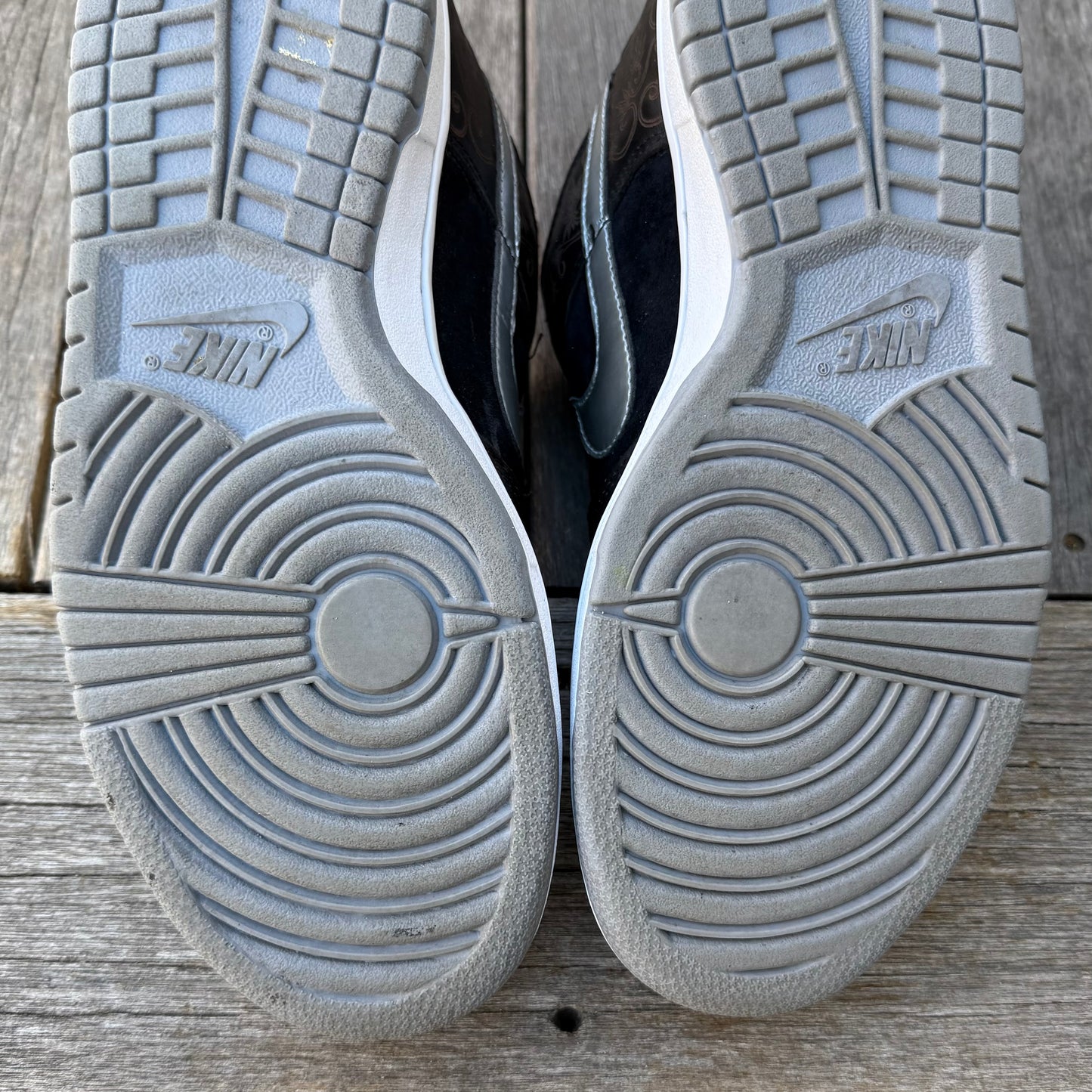 Nike SB Dunk Low Takashi 2 Size 9.5