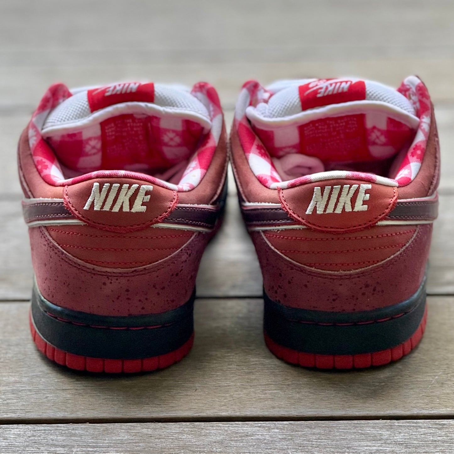 Nike SB Dunk Low Red Lobster Size 10