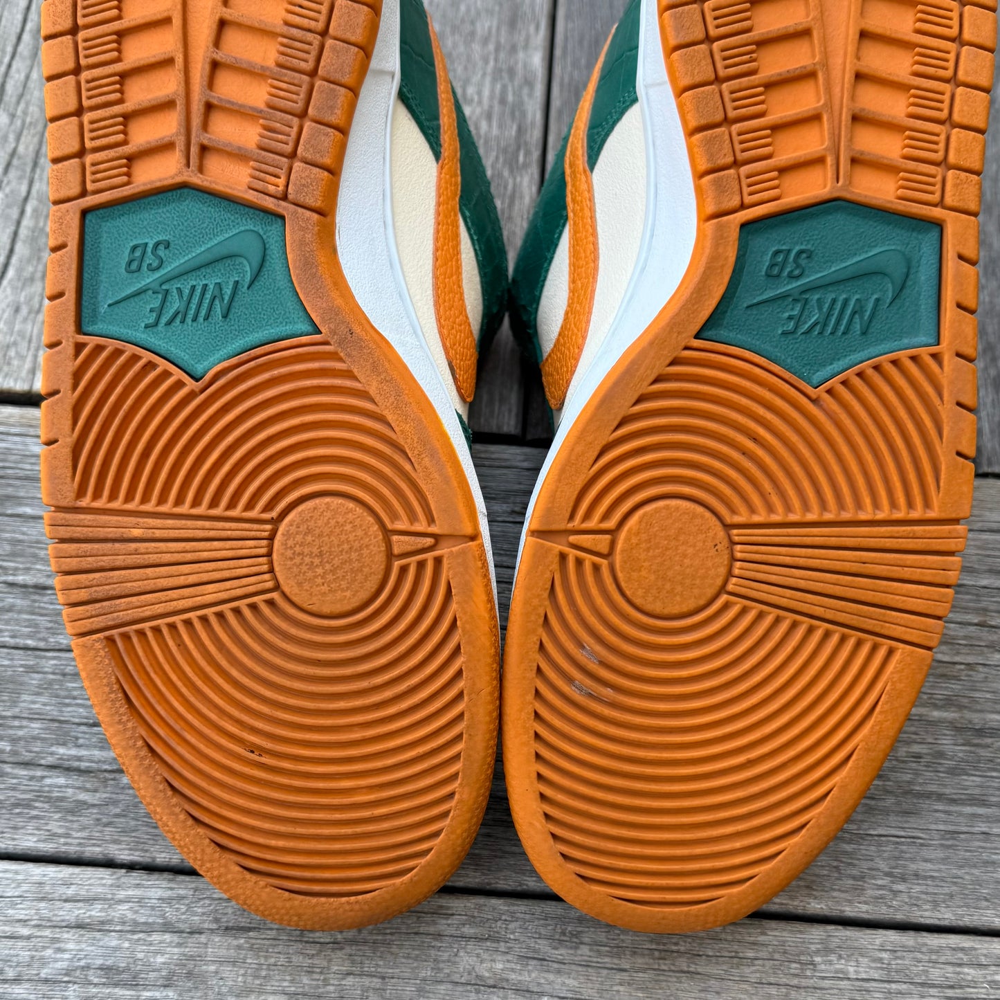 Nike SB Dunk Low Kumquat Legion Pine Size 9