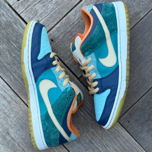Nike SB Dunk Low MIA Skateshop Size 10.5