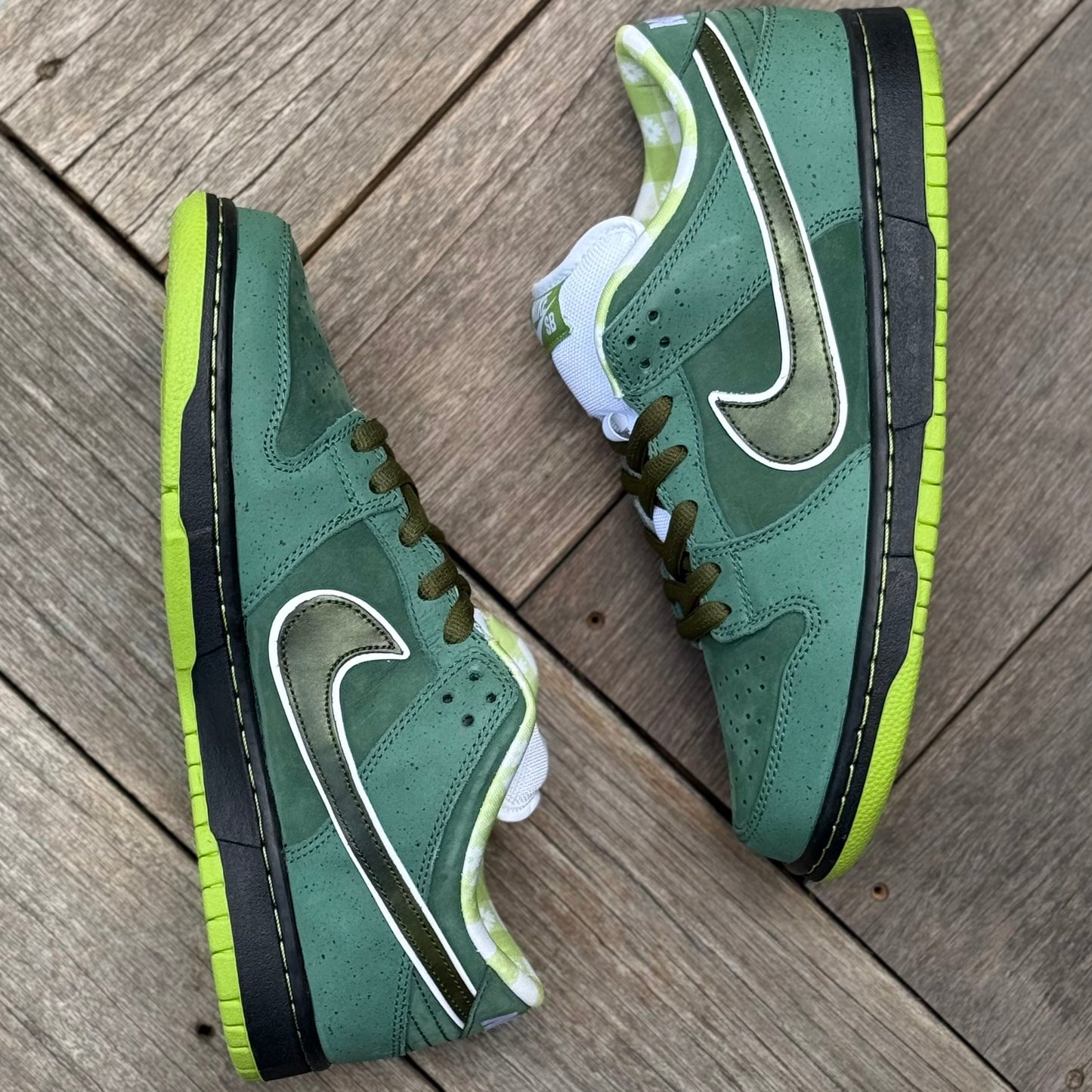 Nike SB Dunk Low Green Lobster (Special Box) Size 10