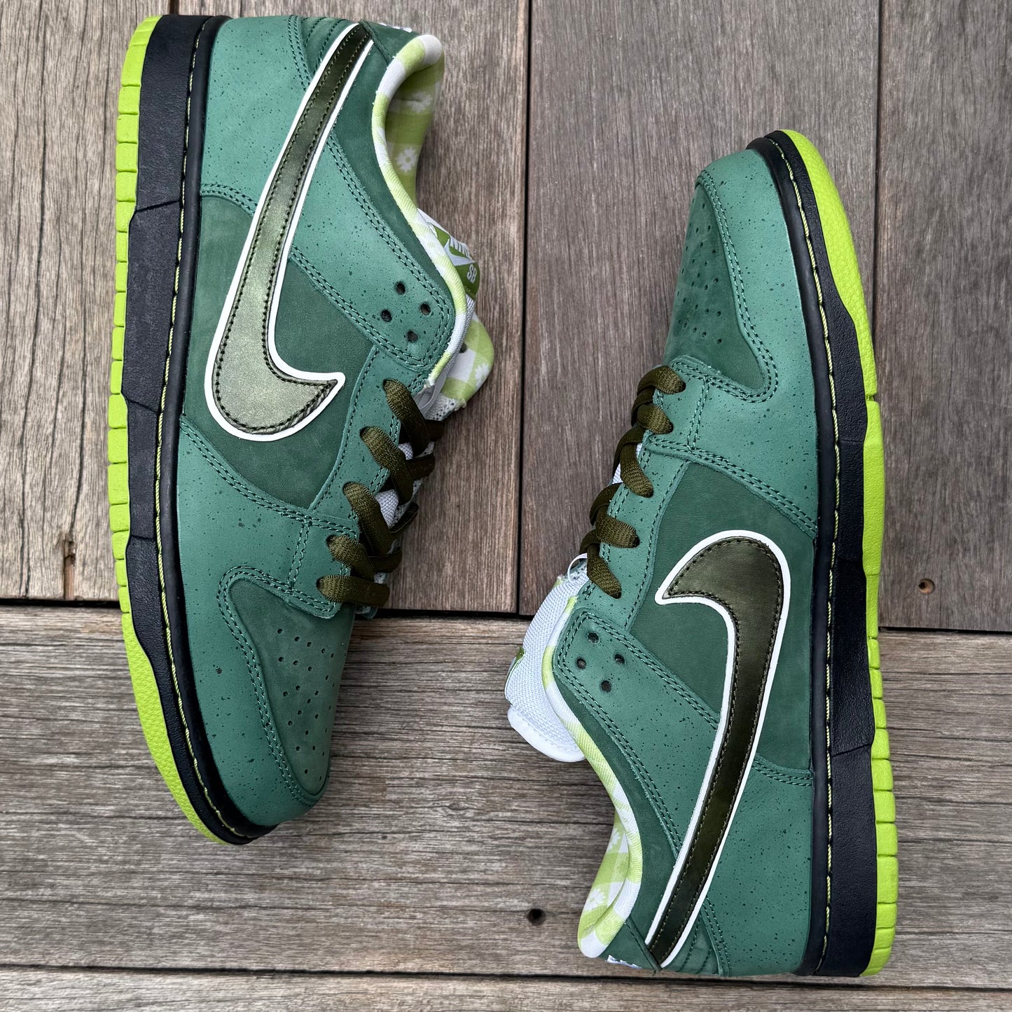 Nike SB Dunk Low Green Lobster (Special Box) Size 10