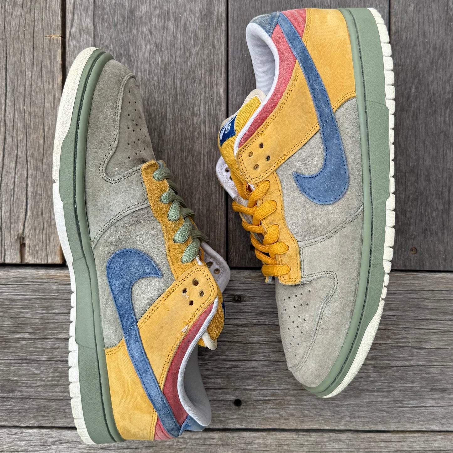 Nike SB Dunk Low Puff N Stuff Size 10.5