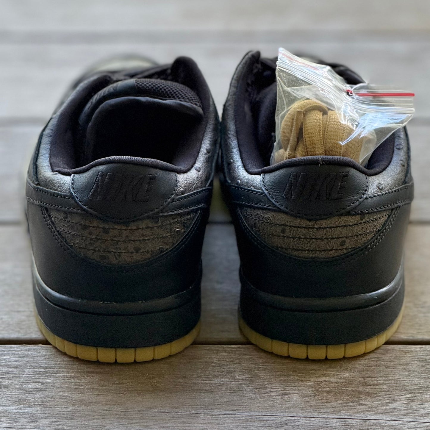 Nike SB Dunk Low Ostrich Size 9.5