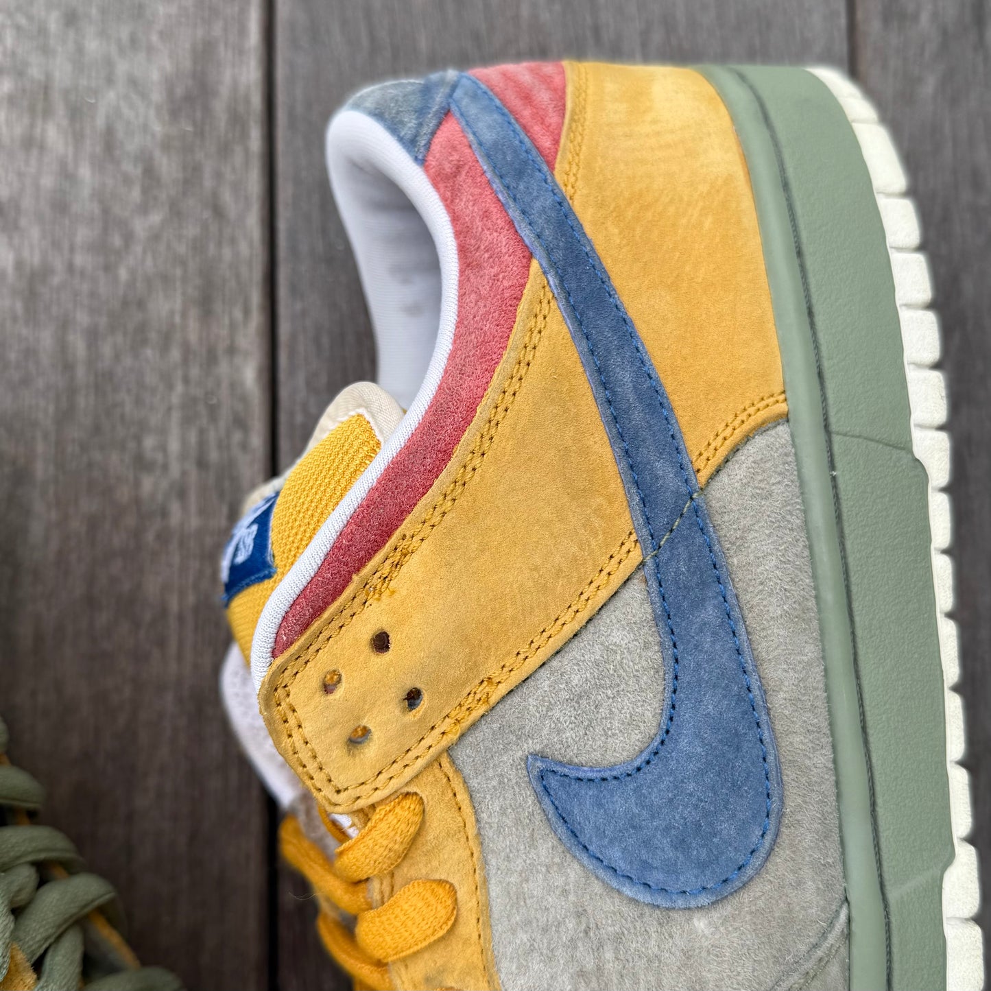 Nike SB Dunk Low Puff N Stuff Size 10.5