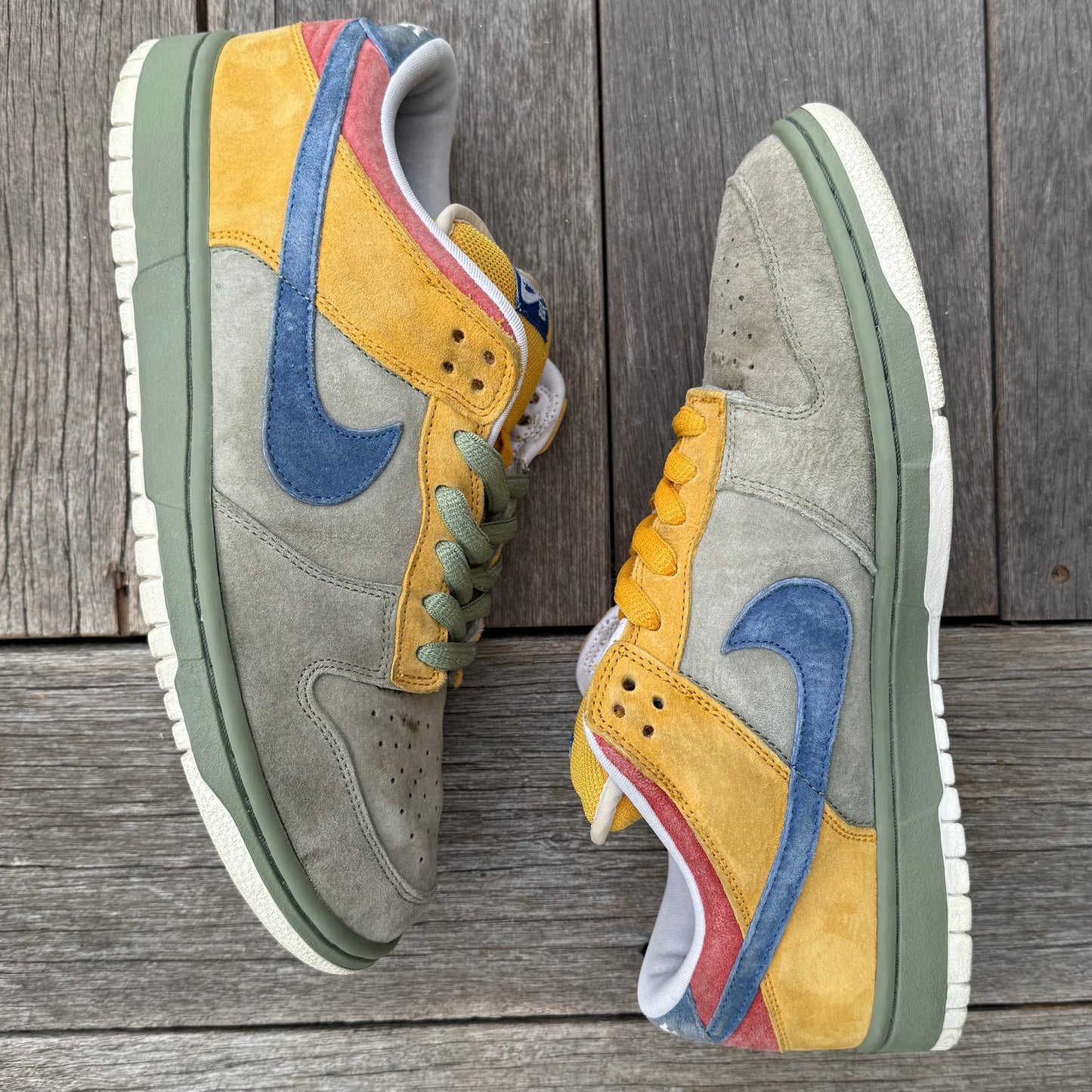 Nike SB Dunk Low Puff N Stuff Size 10.5