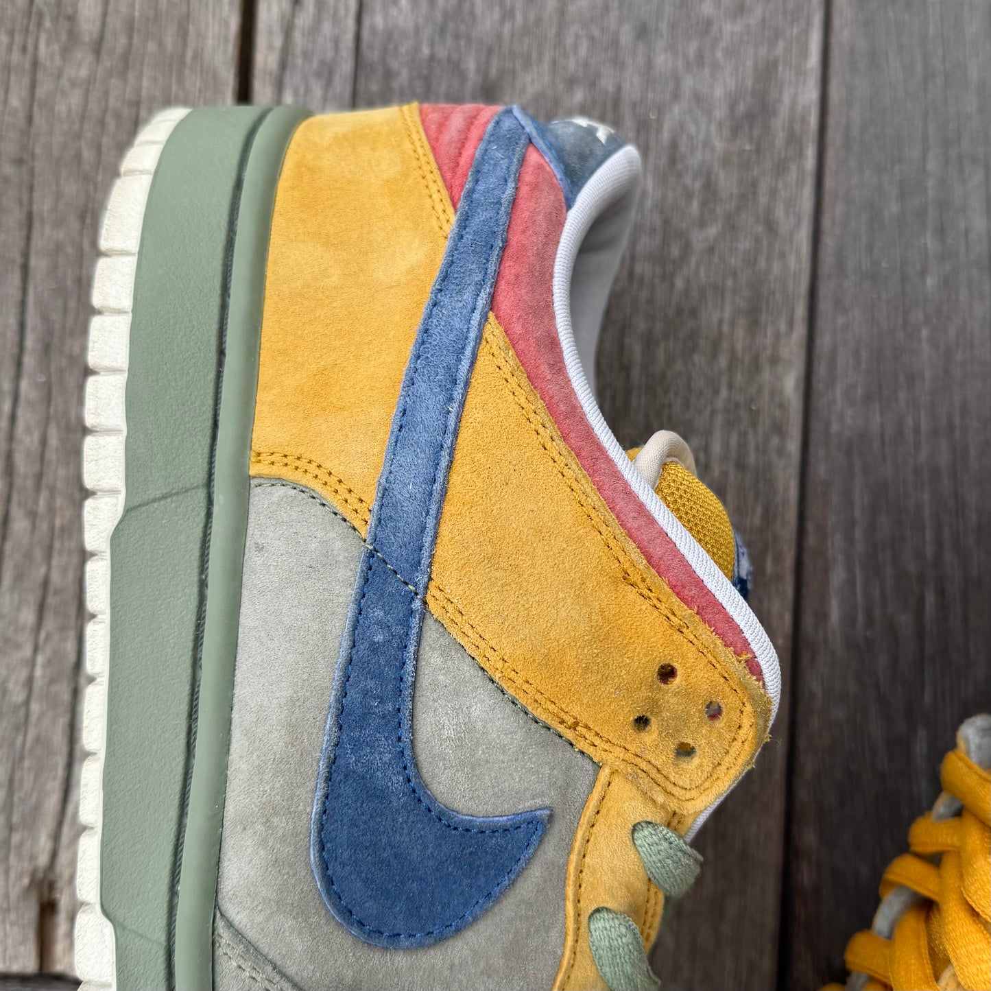 Nike SB Dunk Low Puff N Stuff Size 10.5