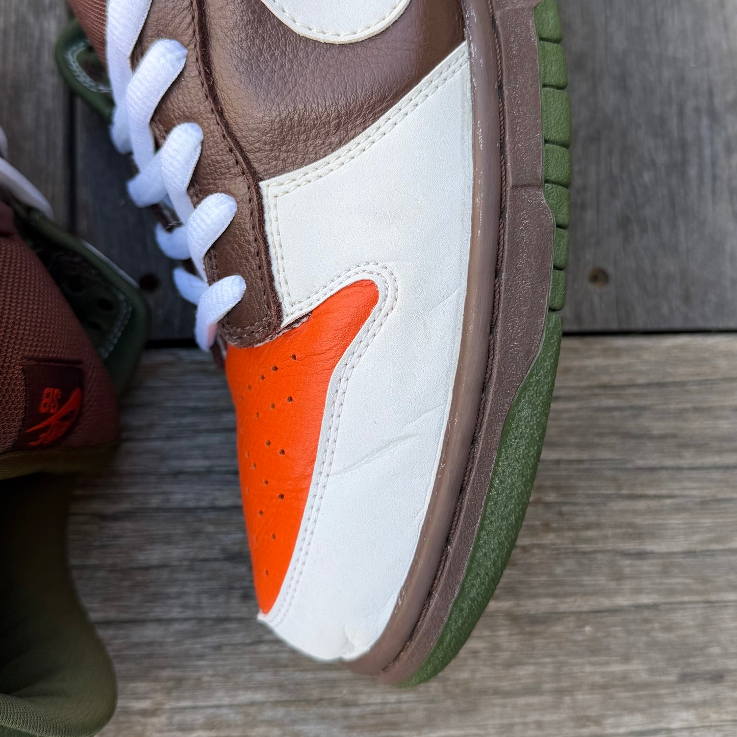 Nike SB Dunk Low Oompa Loompa Size 10