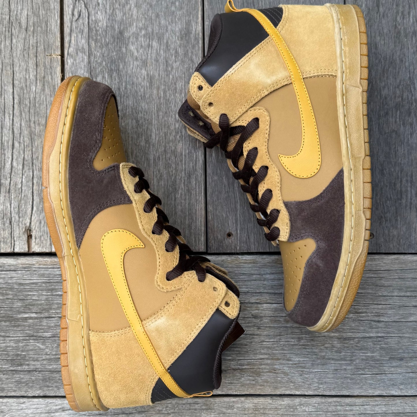 Nike SB Dunk High EMB Wheat Brazil Size 9.5