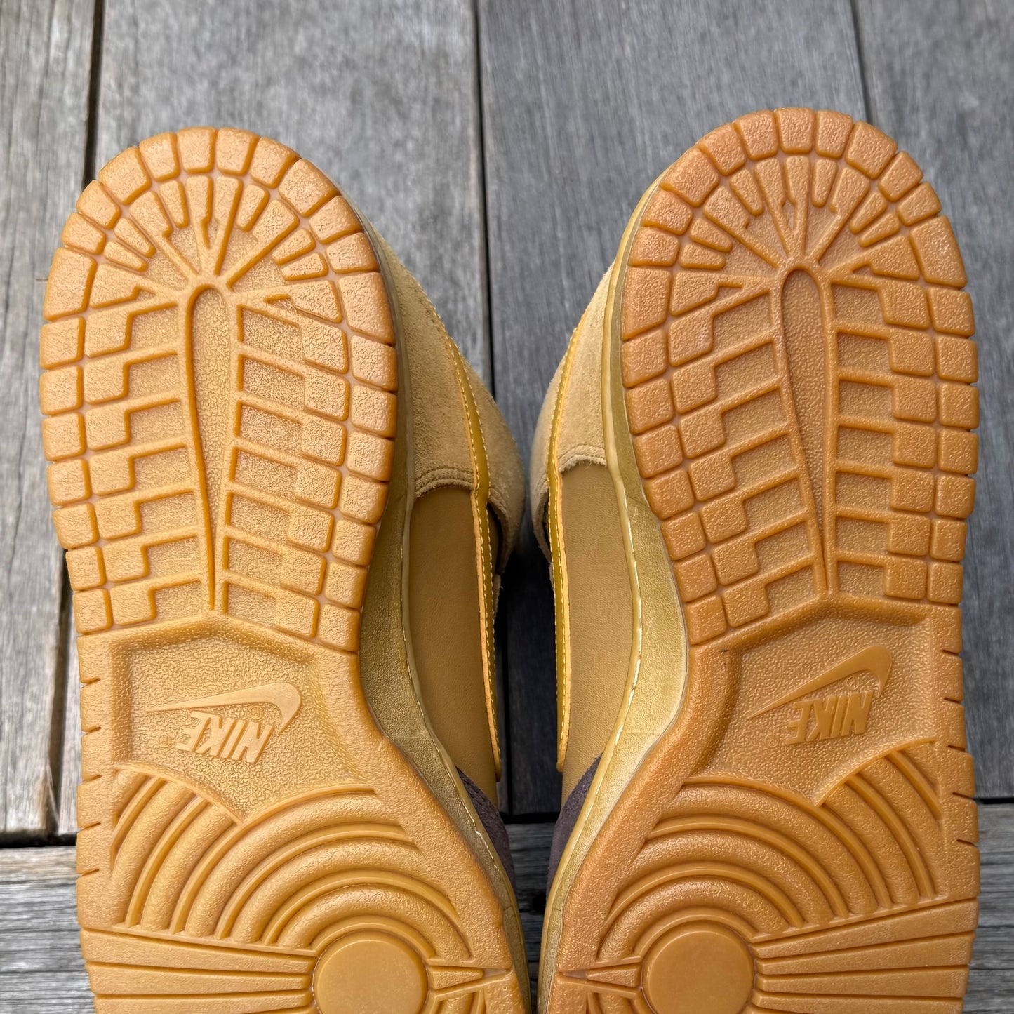 Nike SB Dunk High EMB Wheat Brazil Size 9.5