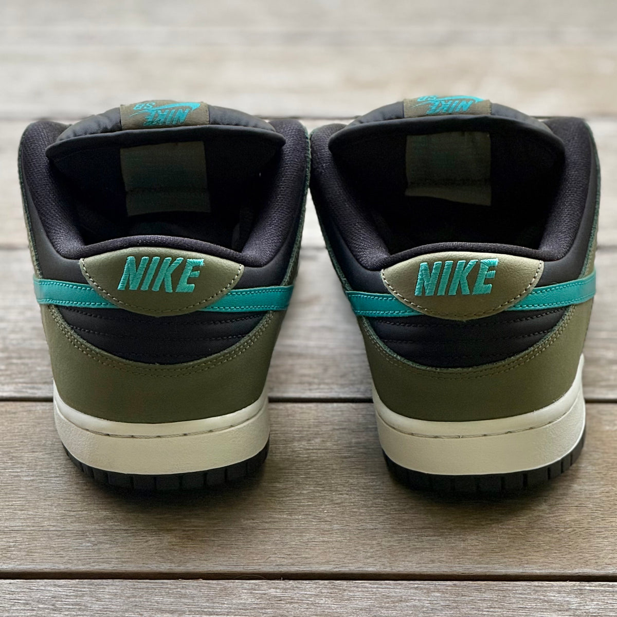 Nike SB Dunk Low Medium Olive Turbo Size 10