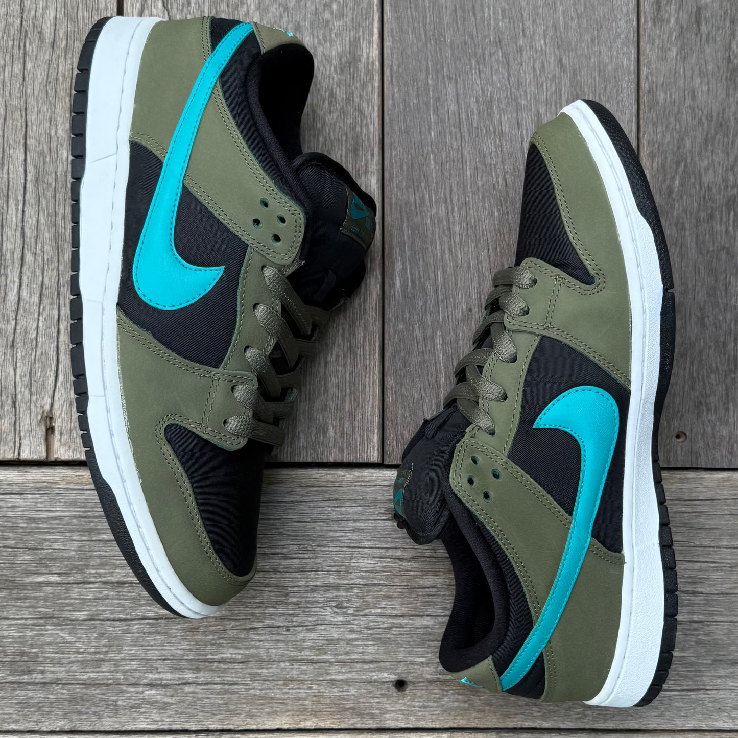 Nike SB Dunk Low Medium Olive Turbo Size 10