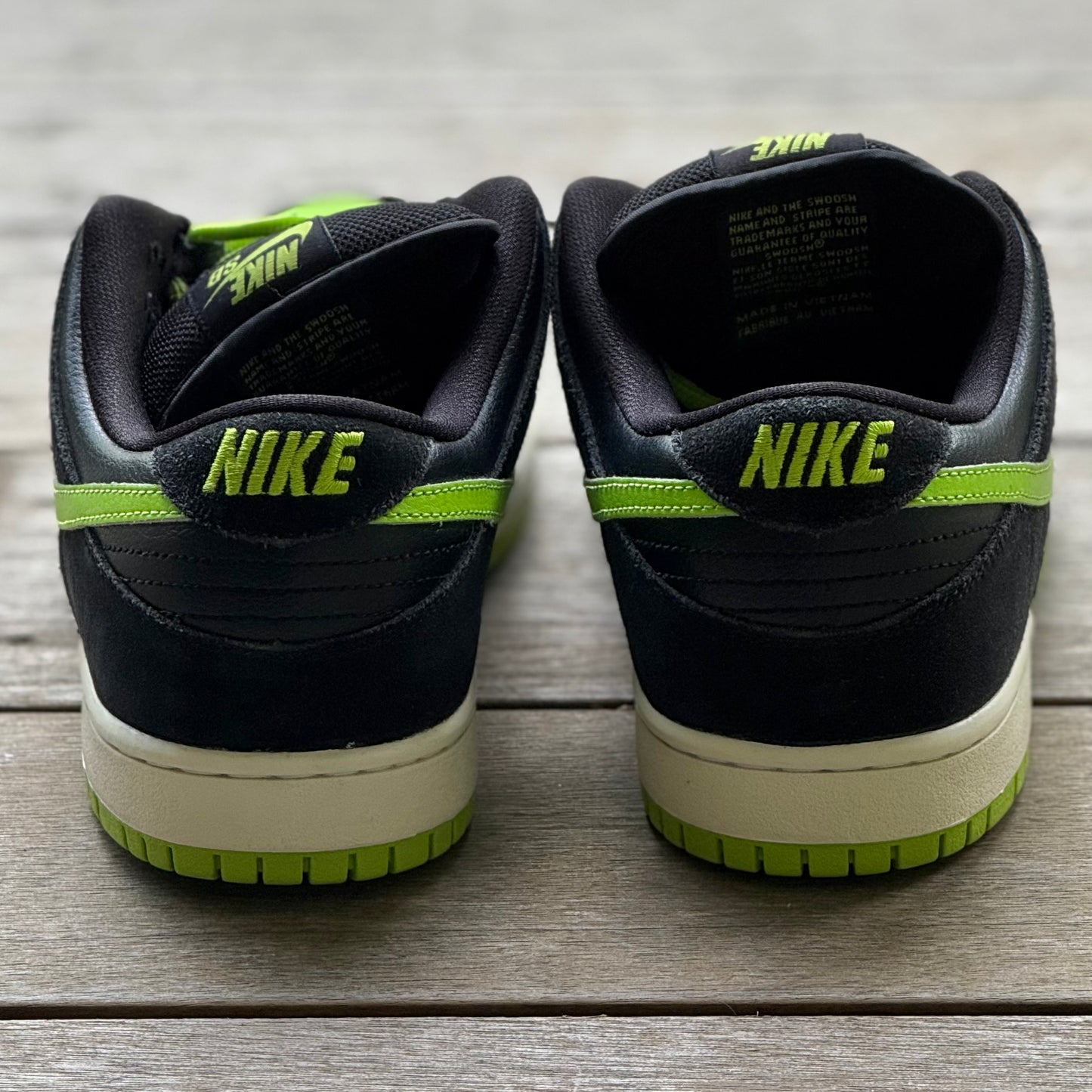 Nike SB Dunk Low Neon JPack Size 9.5
