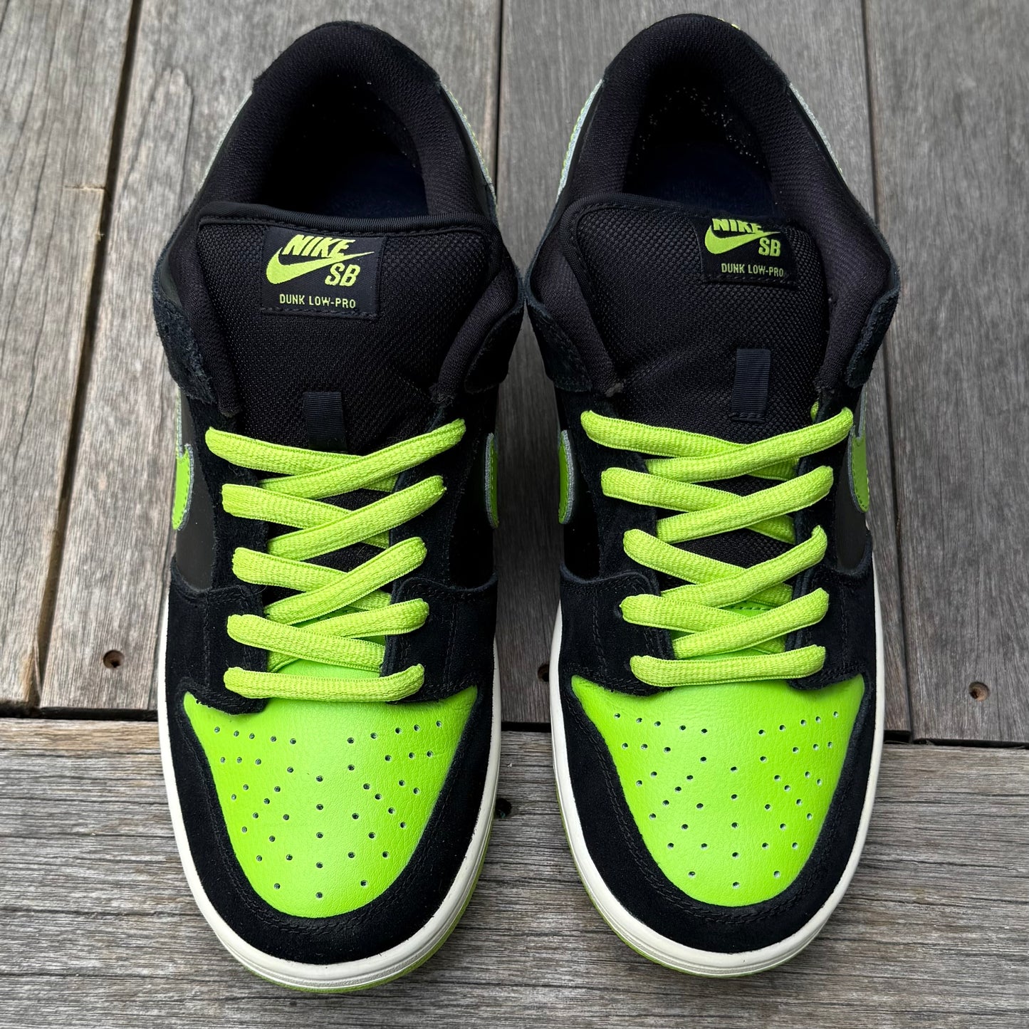 Nike SB Dunk Low Neon JPack Size 9.5
