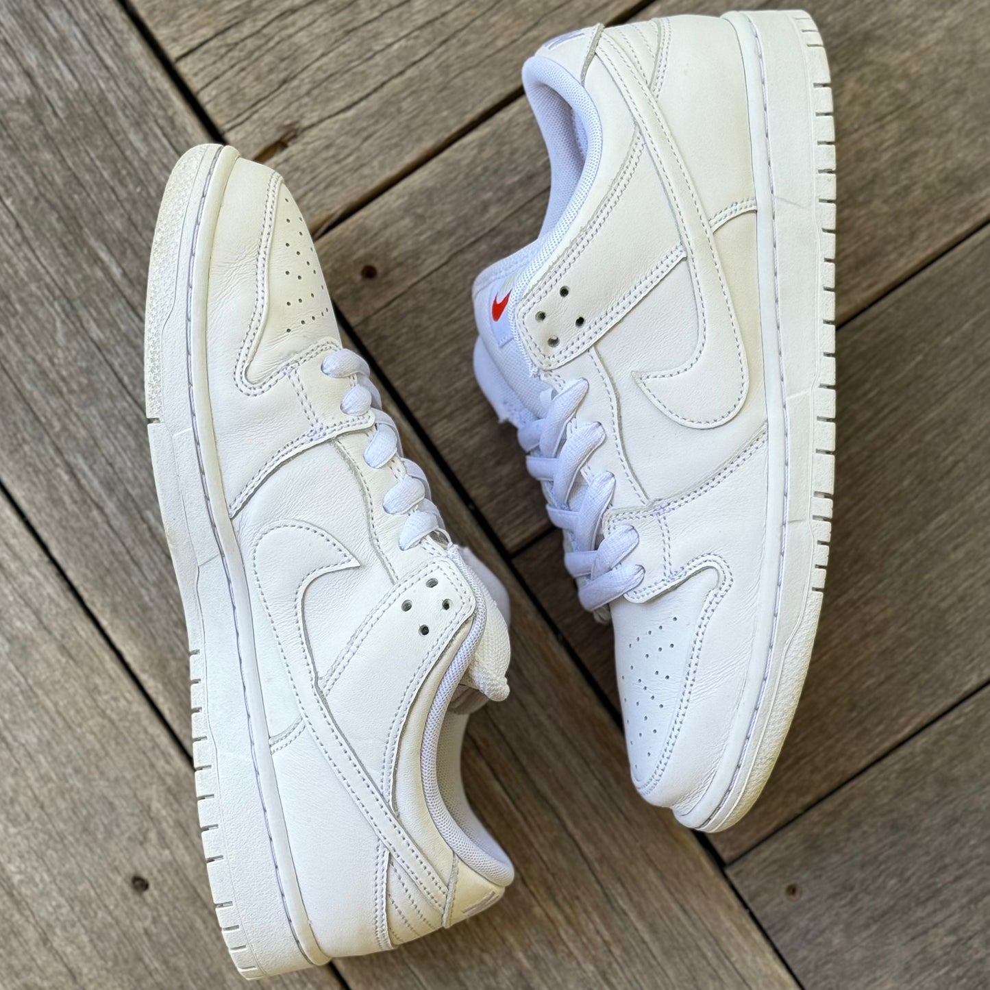 Nike SB Dunk Low Triple White Orange Label Size 9