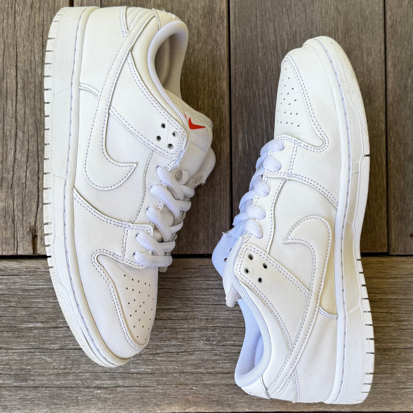 Nike SB Dunk Low Triple White Orange Label Size 9