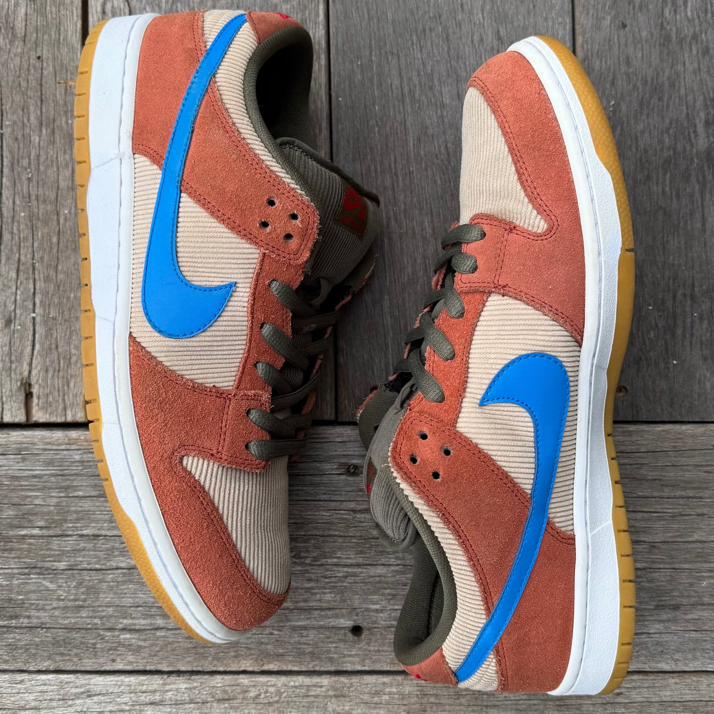 Nike SB Dunk Low Dusty Peach Corduroy Size 13