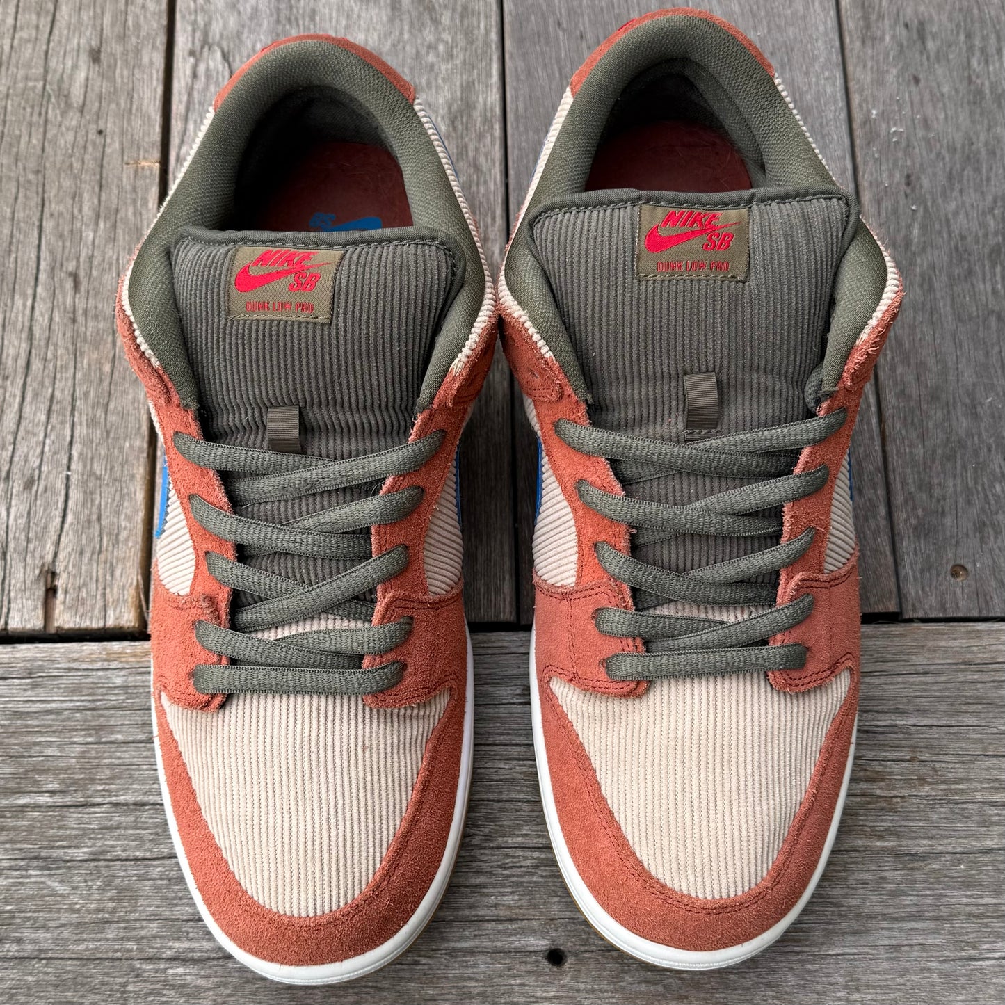 Nike SB Dunk Low Dusty Peach Corduroy Size 13