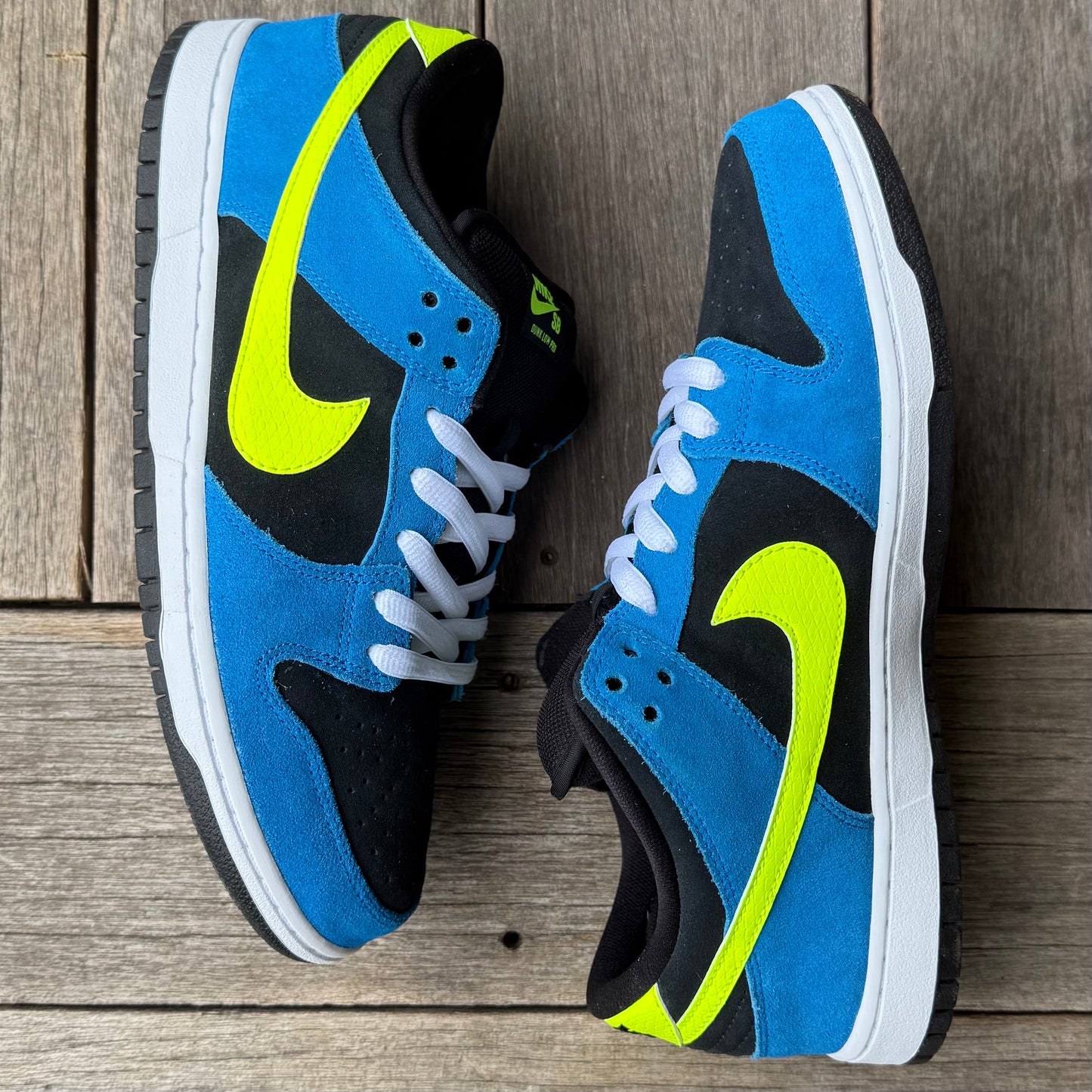 Nike SB Dunk Low Photo Blue Volt Size 11