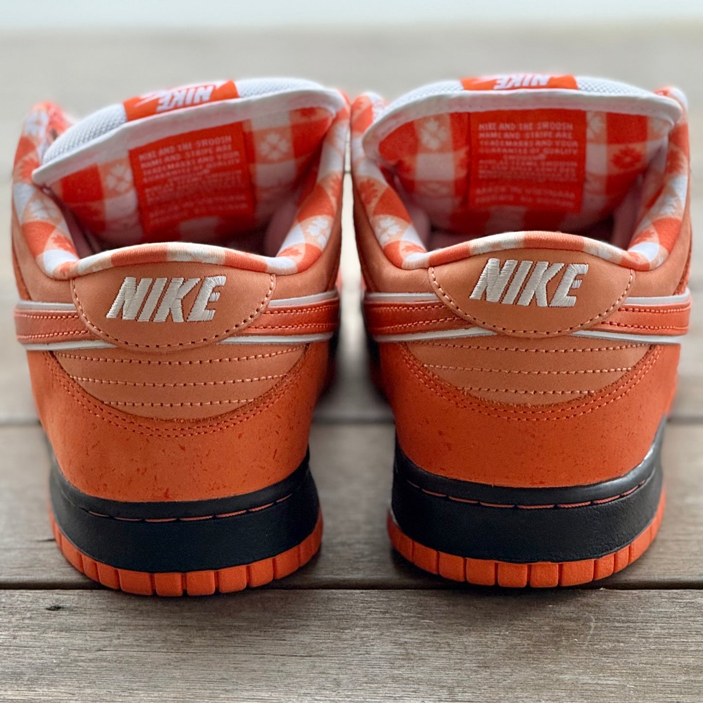 Nike SB Dunk Low Orange Lobster Size 10.5