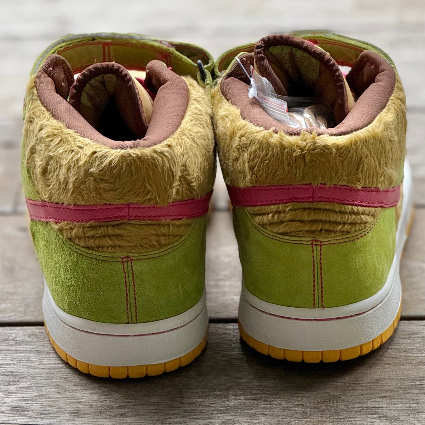 Nike SB Dunk Mid Mama Bear Three Bears Size 12