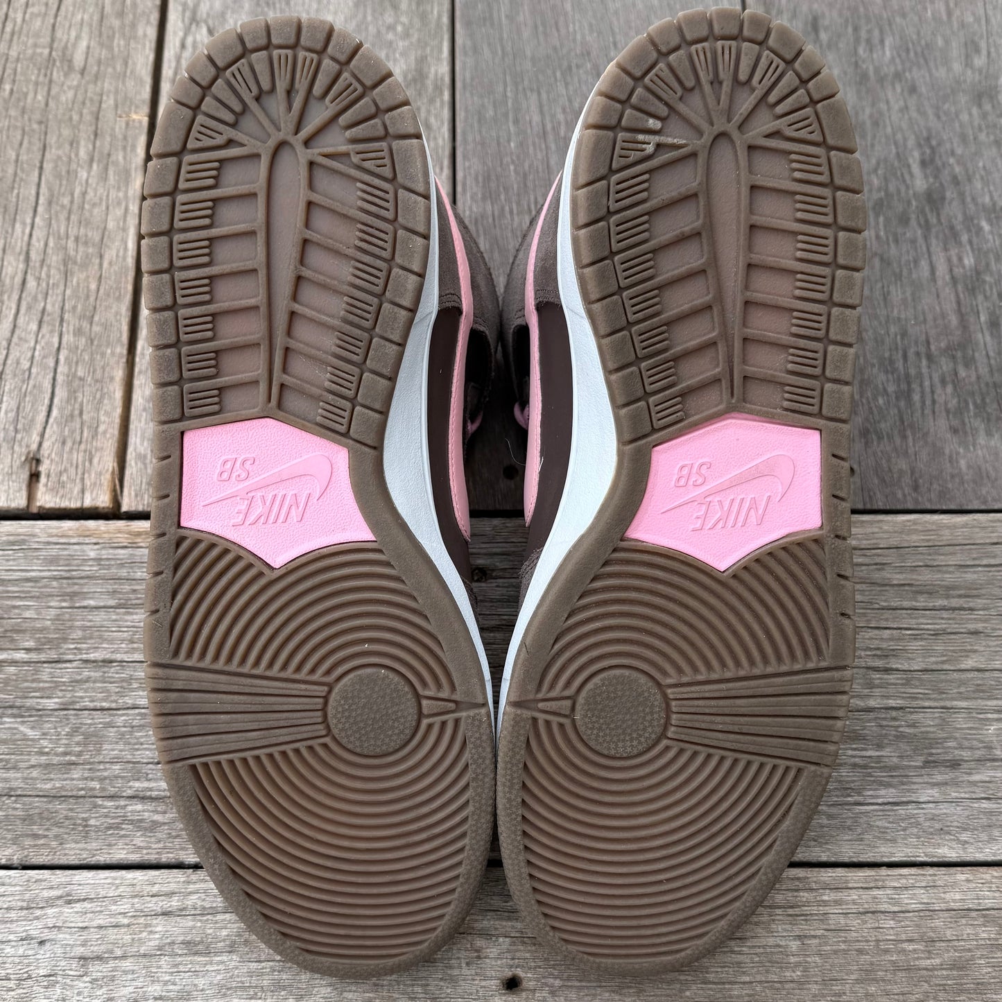 Nike SB Dunk High Pink Smoke Baroque Brown Size 12