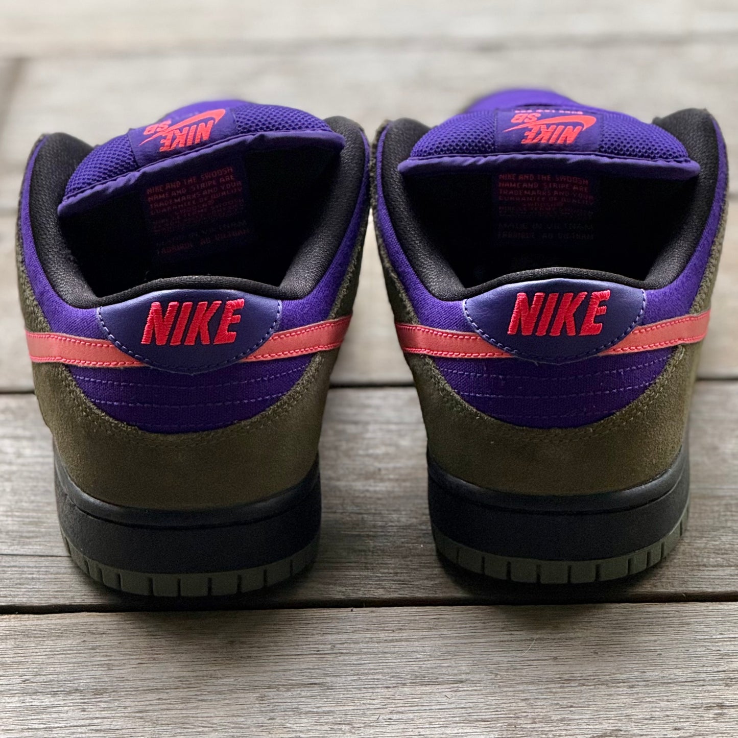 Nike SB Dunk Low Medium Olive Atomic Size 9.5