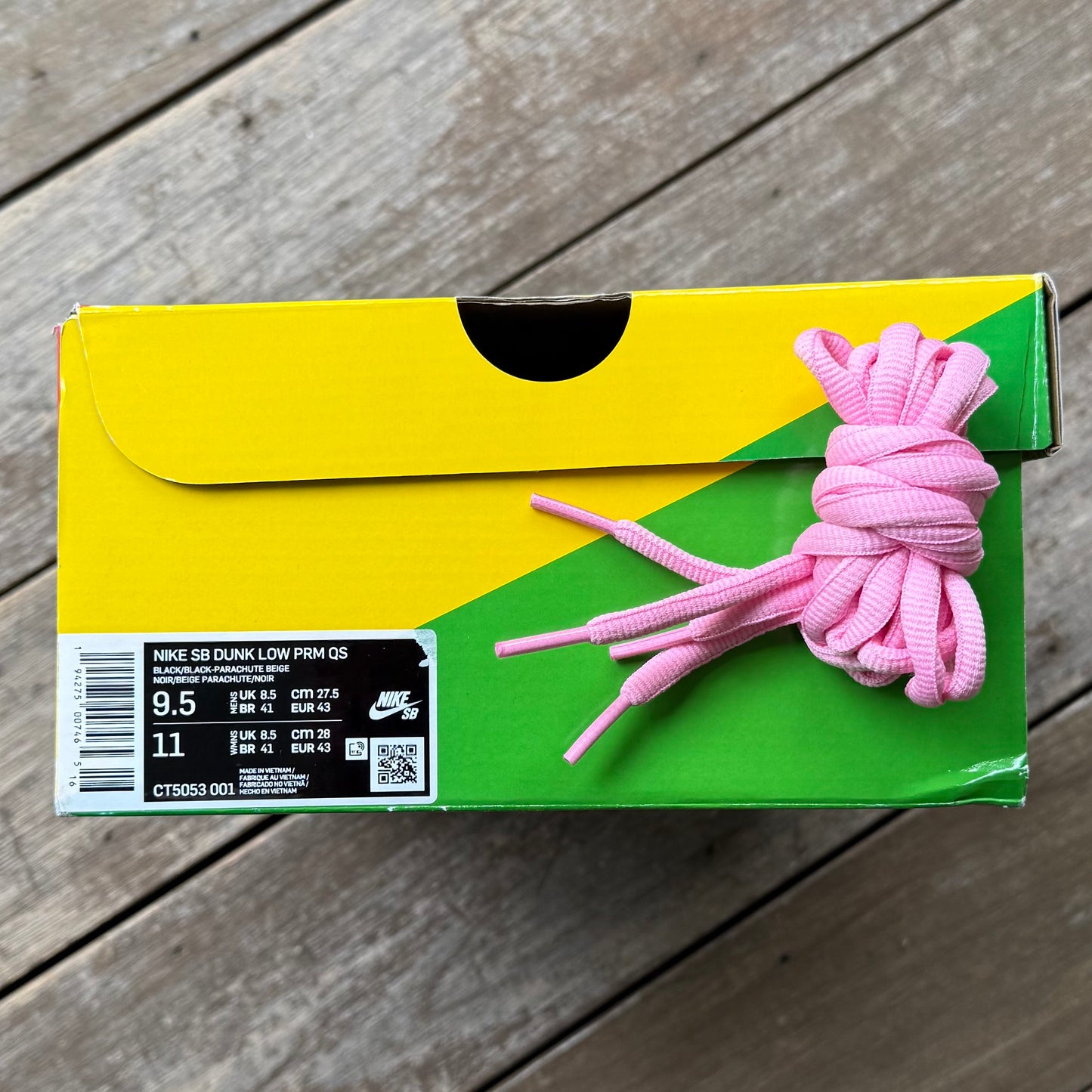 Nike SB Dunk Low Travis Scott Size 9.5