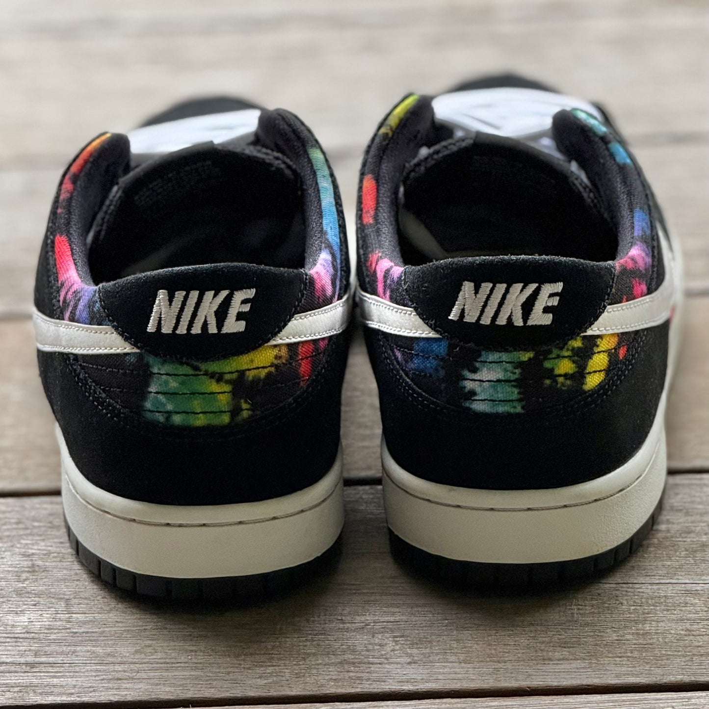 Nike SB Dunk Low Rainbow Tie Dye IW Size 13