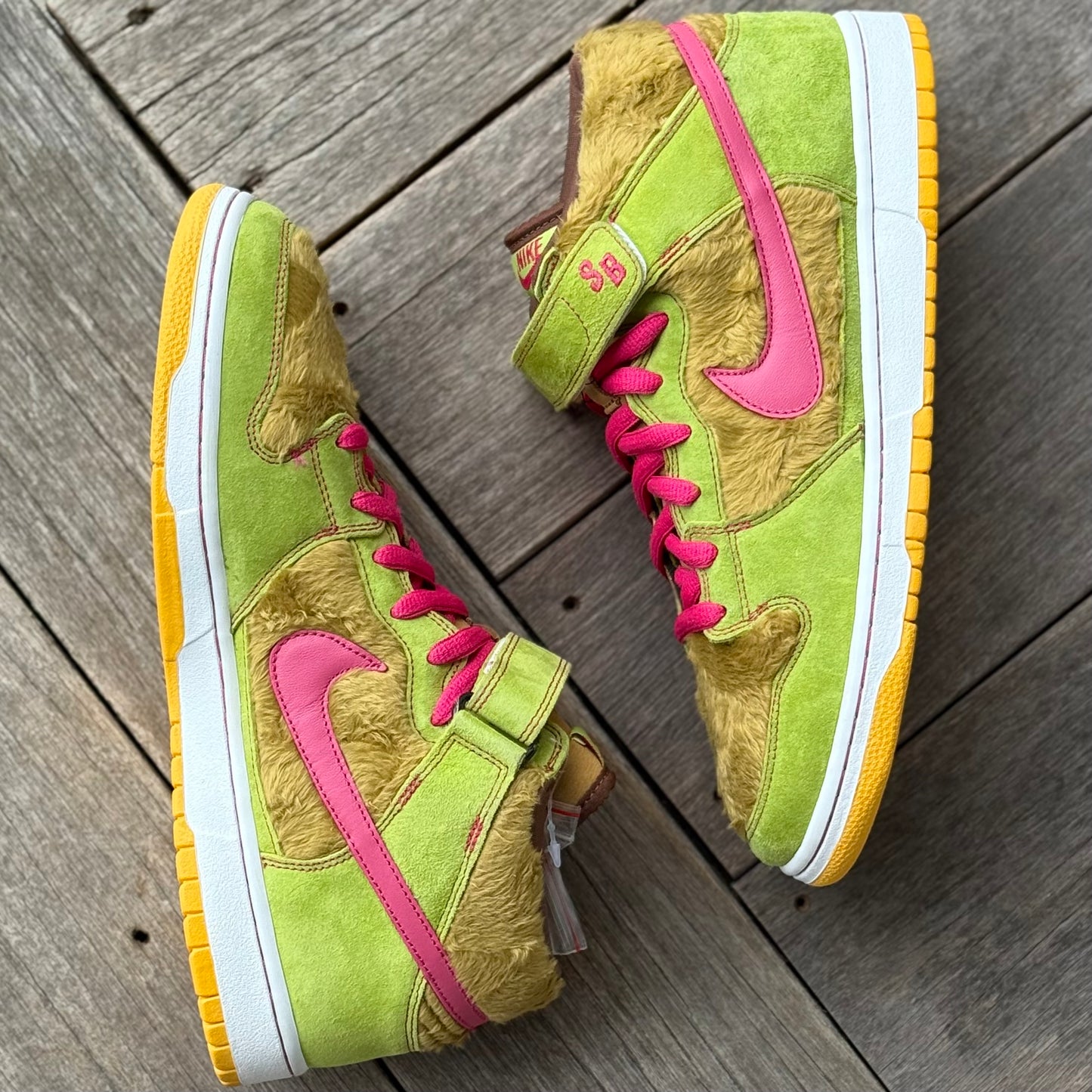 Nike SB Dunk Mid Mama Bear Three Bears Size 12