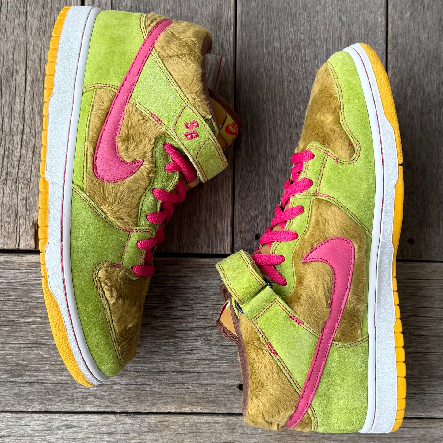 Nike SB Dunk Mid Mama Bear Three Bears Size 12