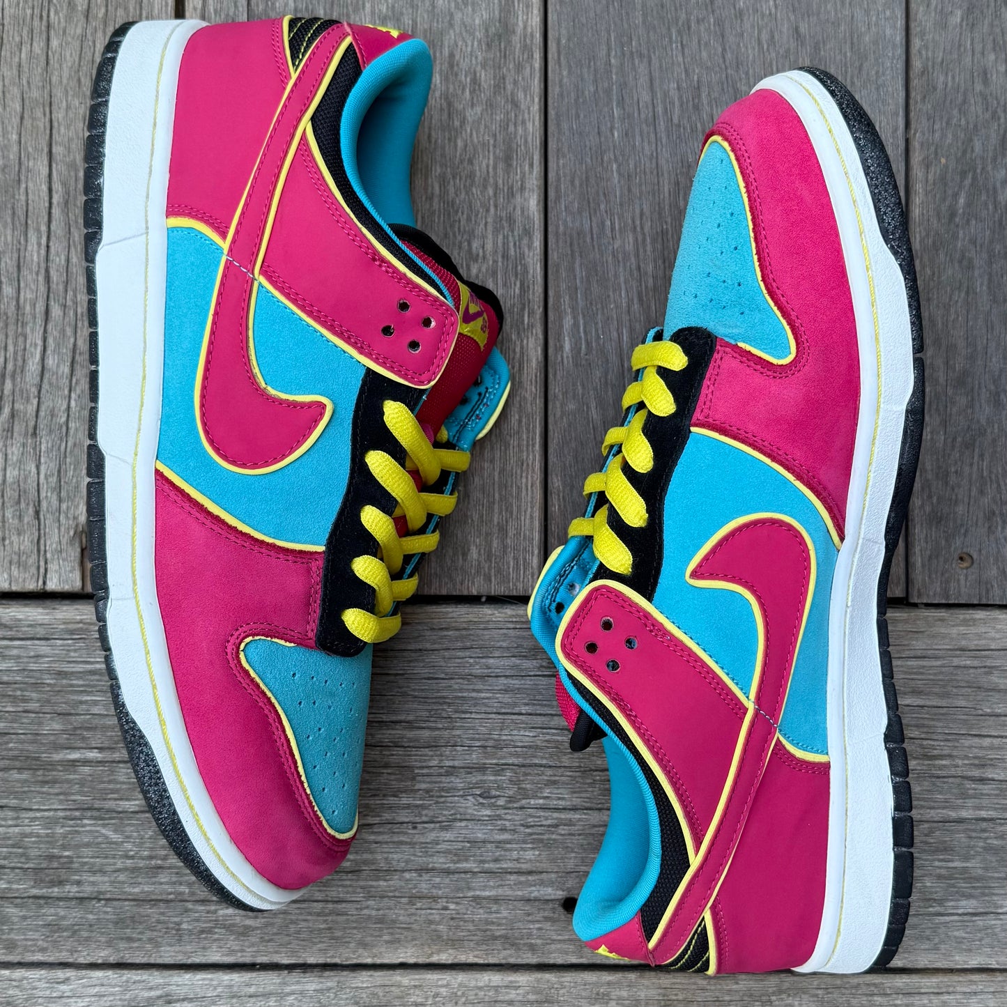 Nike SB Dunk Low Miss PacMan Size 11.5