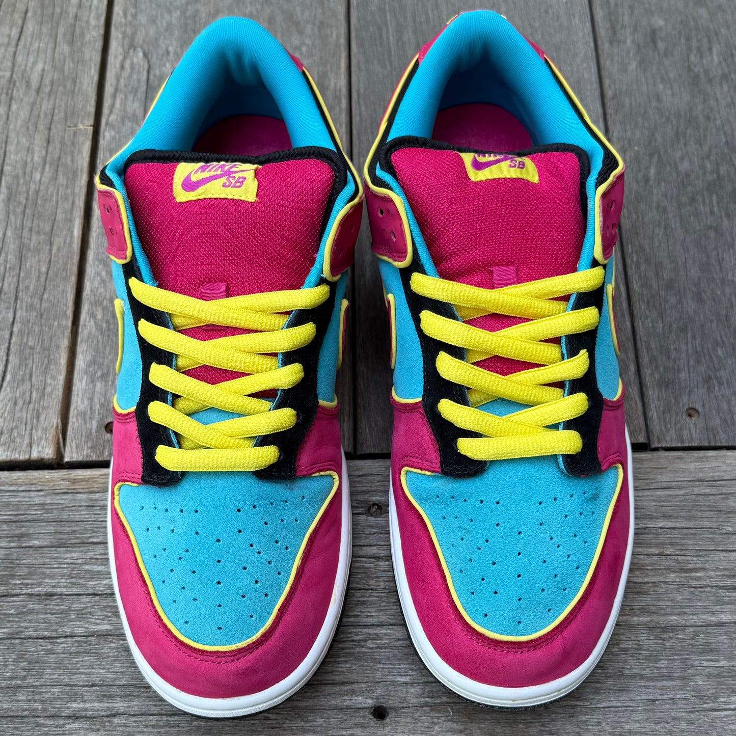 Nike SB Dunk Low Miss PacMan Size 11.5