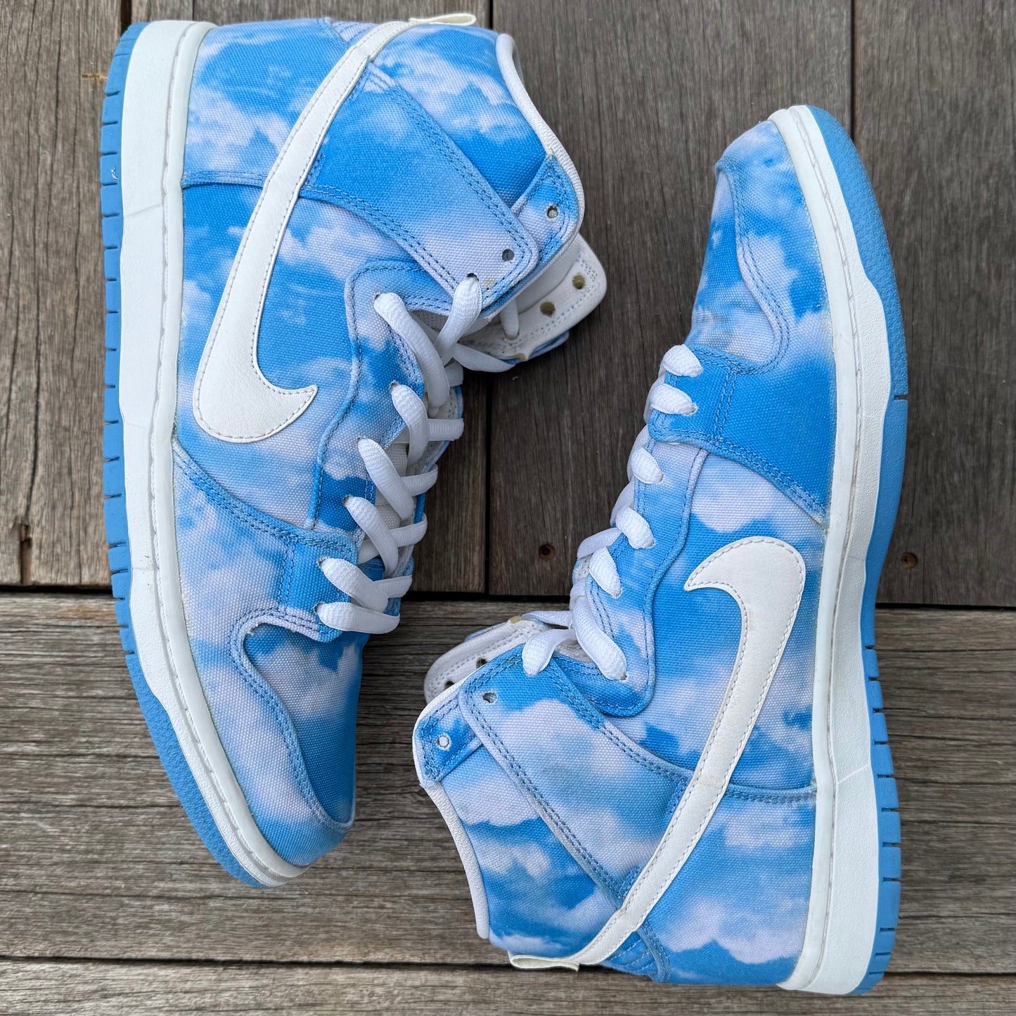 Nike SB Dunk High Clouds Size 10