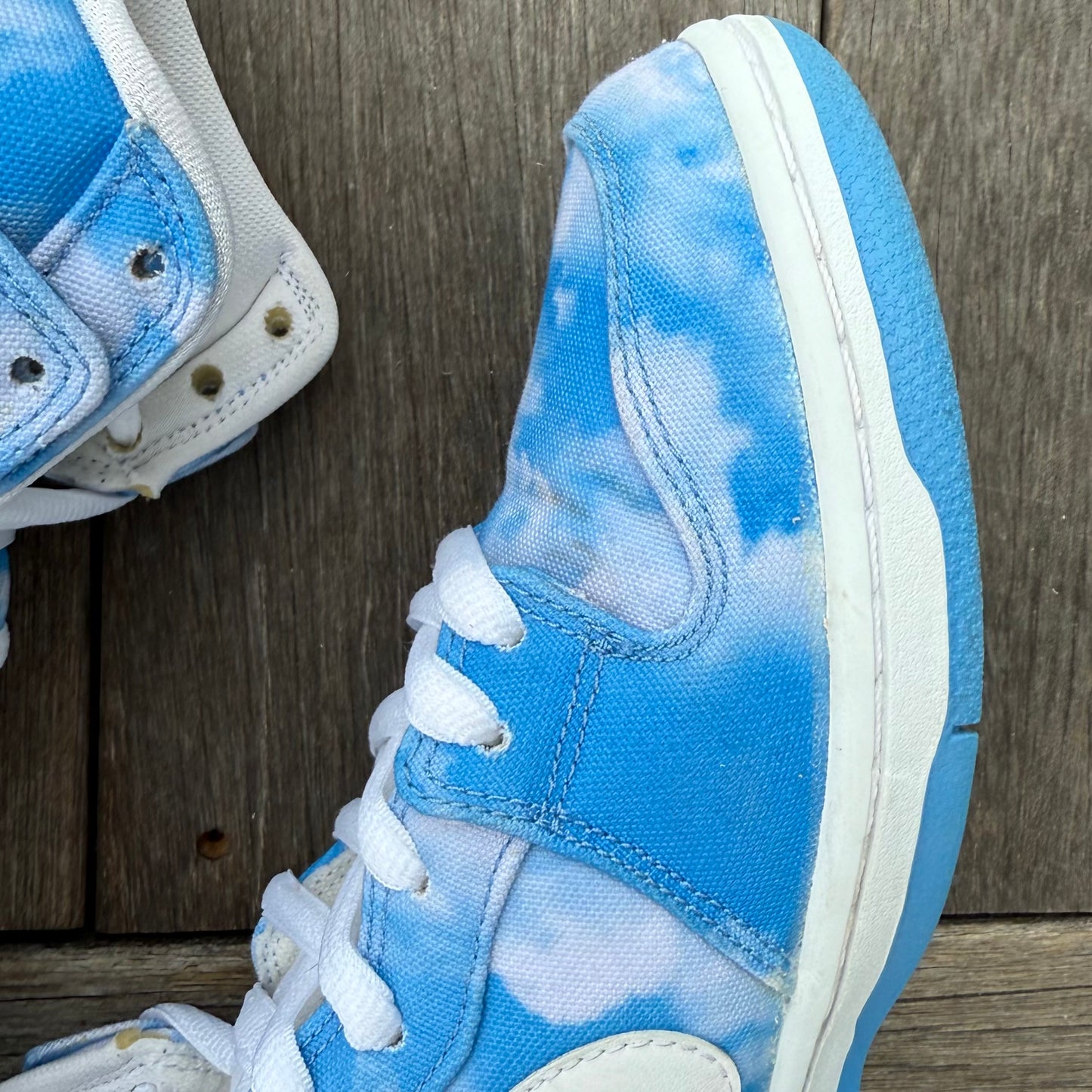 Nike SB Dunk High Clouds Size 10