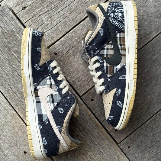 Nike SB Dunk Low Travis Scott Size 9.5