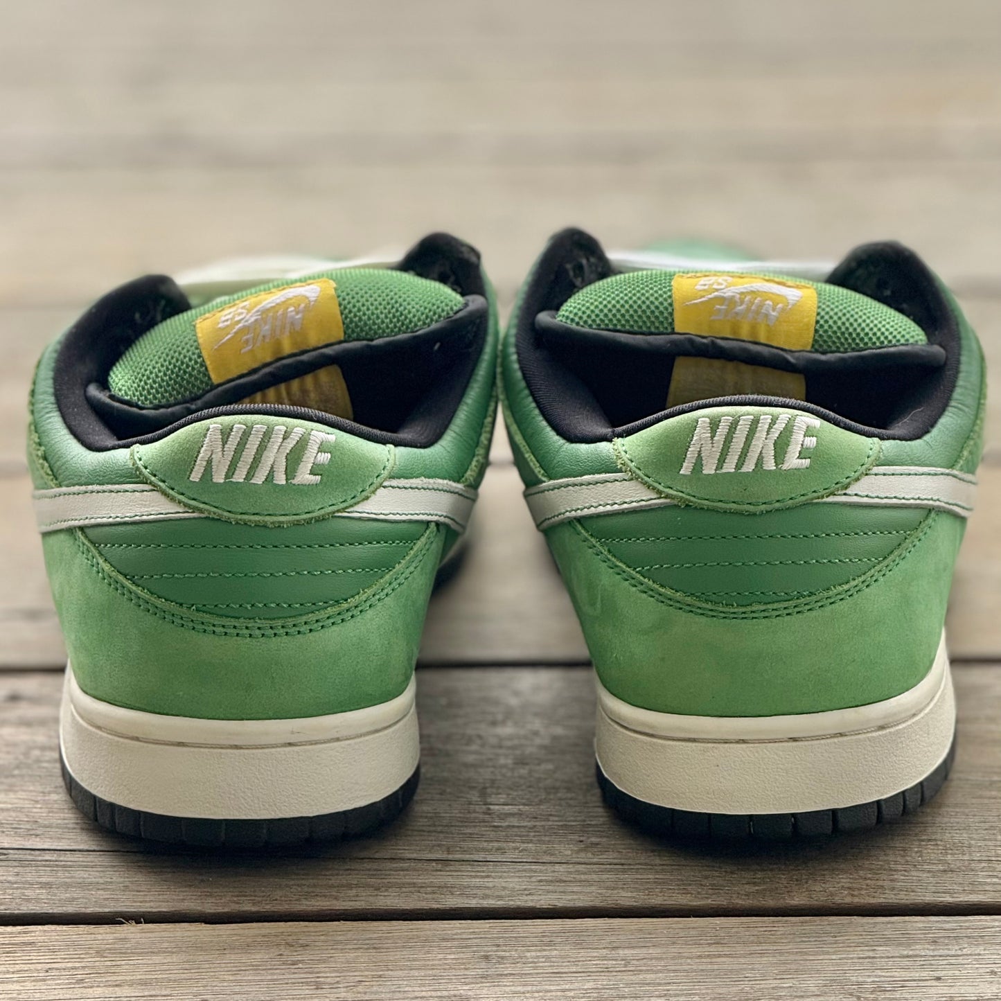 Nike SB Dunk Low Green Tokyo Taxi Size 11