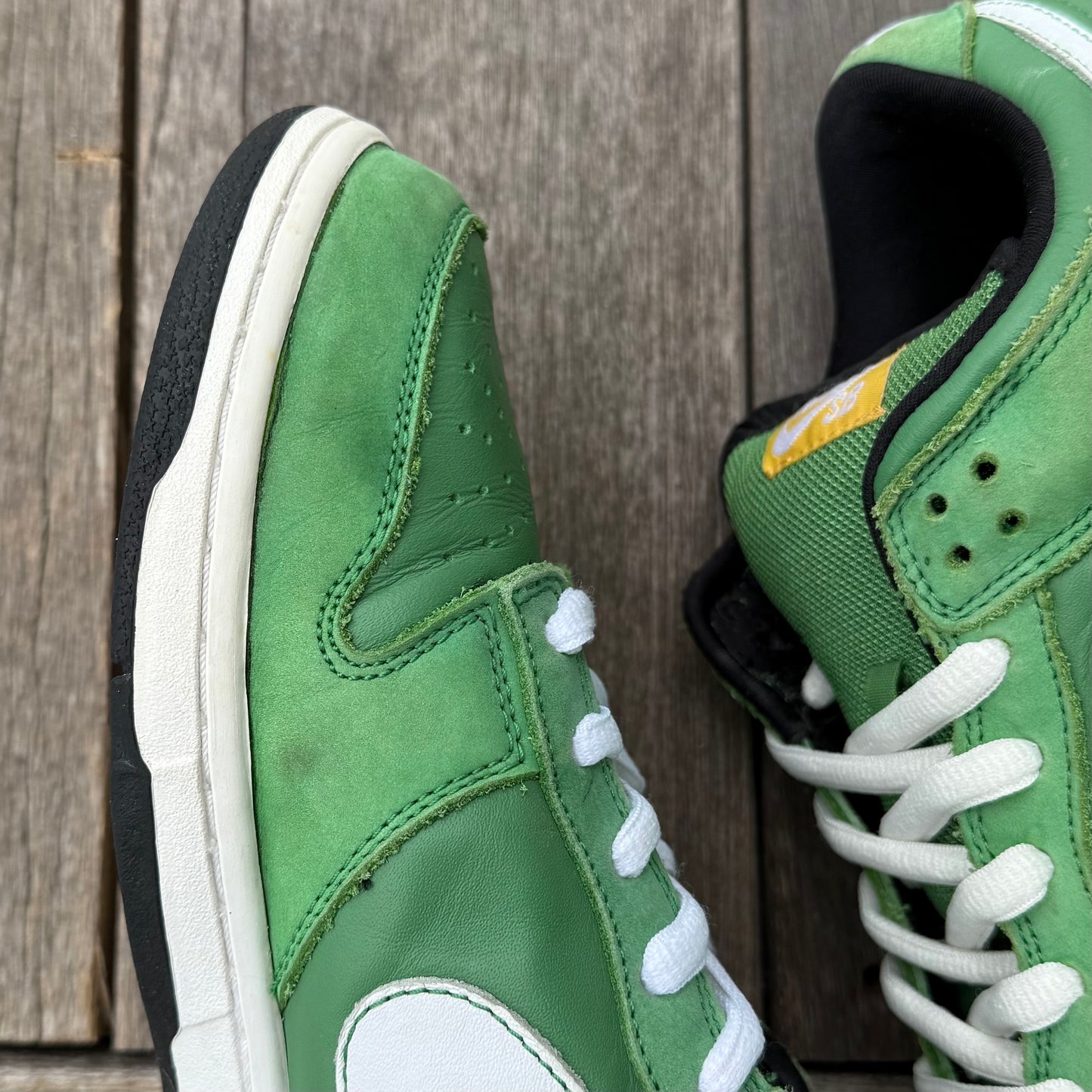 Nike SB Dunk Low Green Tokyo Taxi Size 11