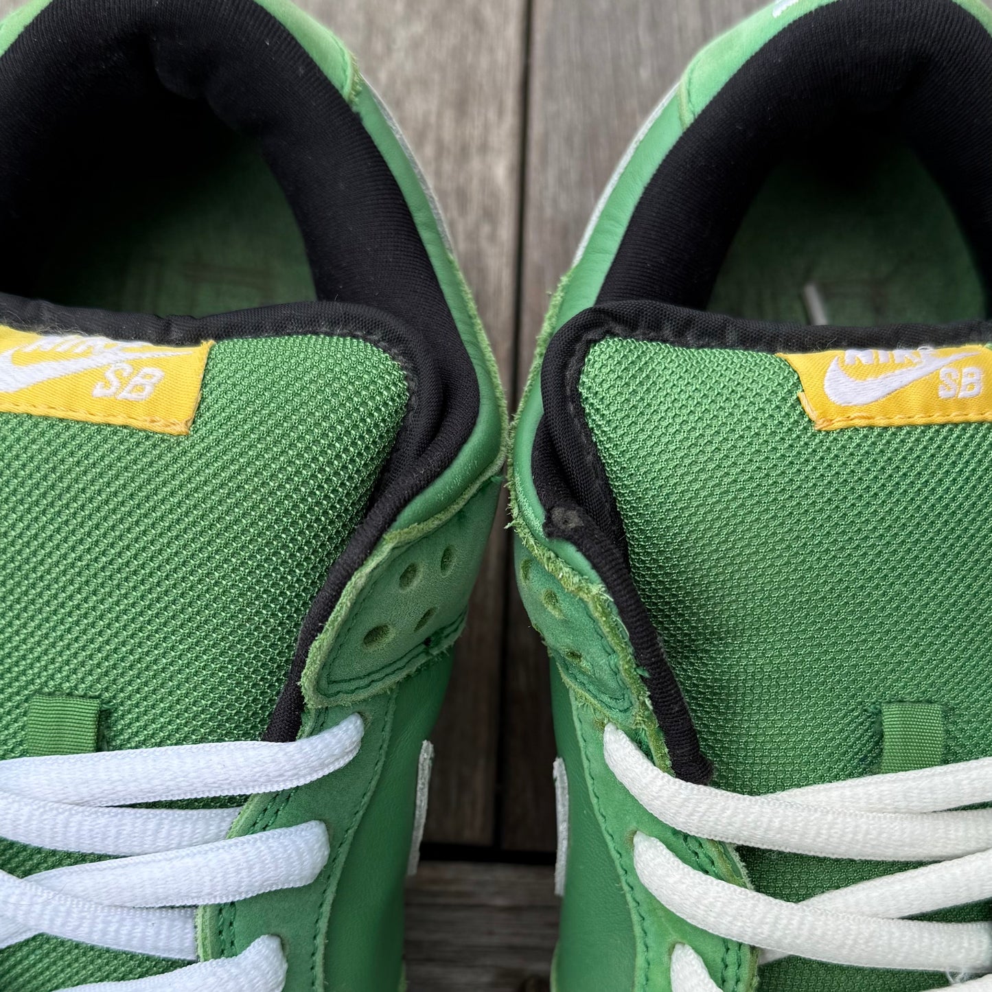 Nike SB Dunk Low Green Tokyo Taxi Size 11