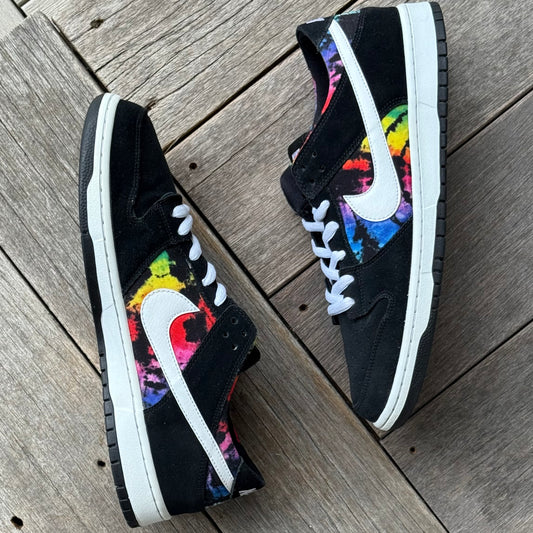 Nike SB Dunk Low Rainbow Tie Dye IW Size 13