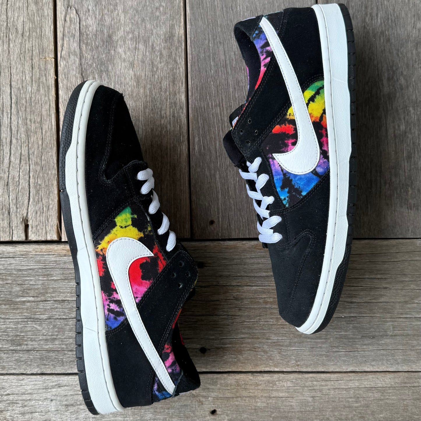 Nike SB Dunk Low Rainbow Tie Dye IW Size 13