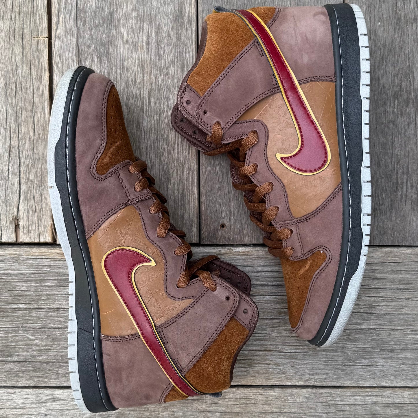 Nike SB Dunk High Cigar City Size 10.5