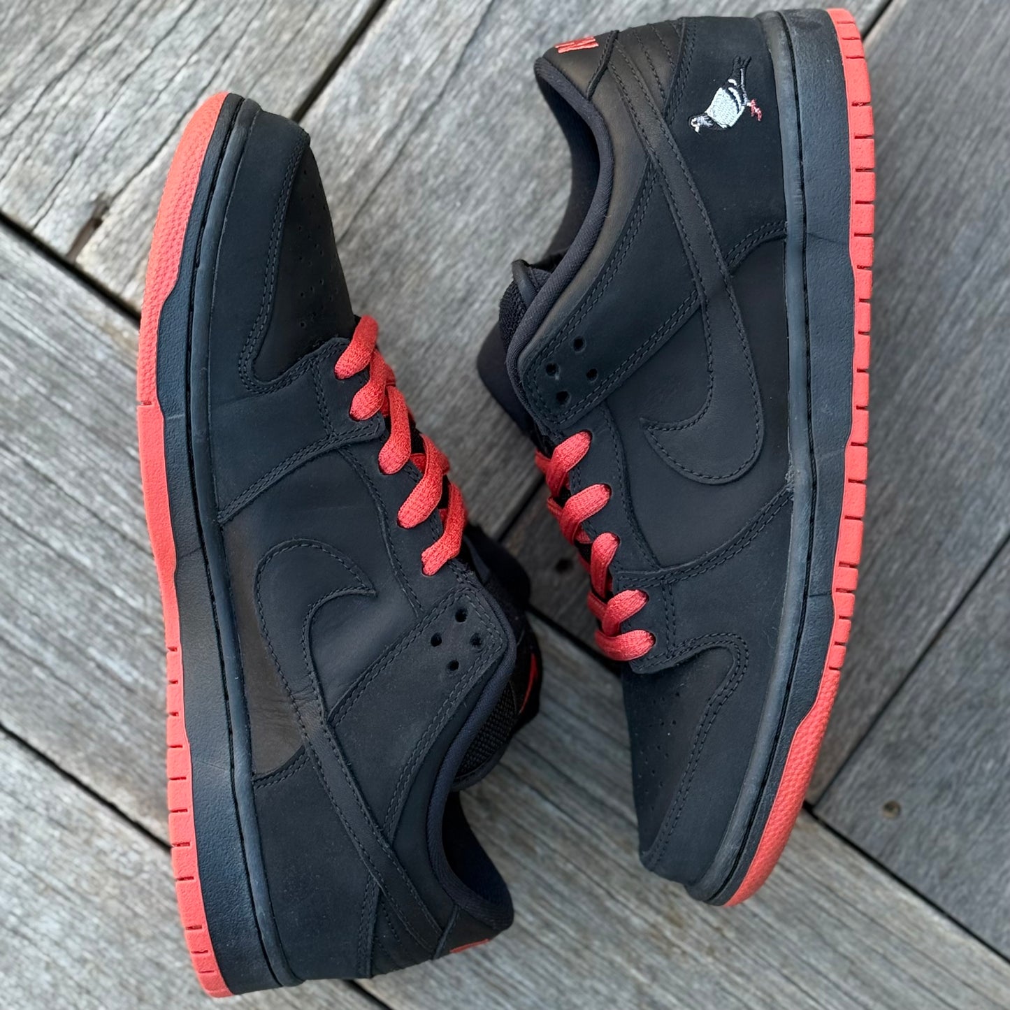 Nike SB Dunk Low Black Pigeon Size 9